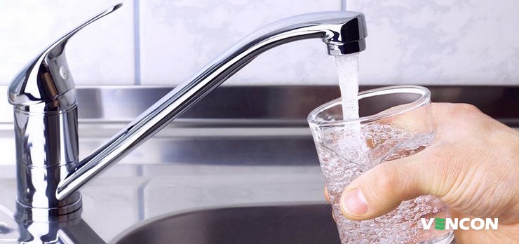 Очищення води в квартирі: чому до нього варто вдатися