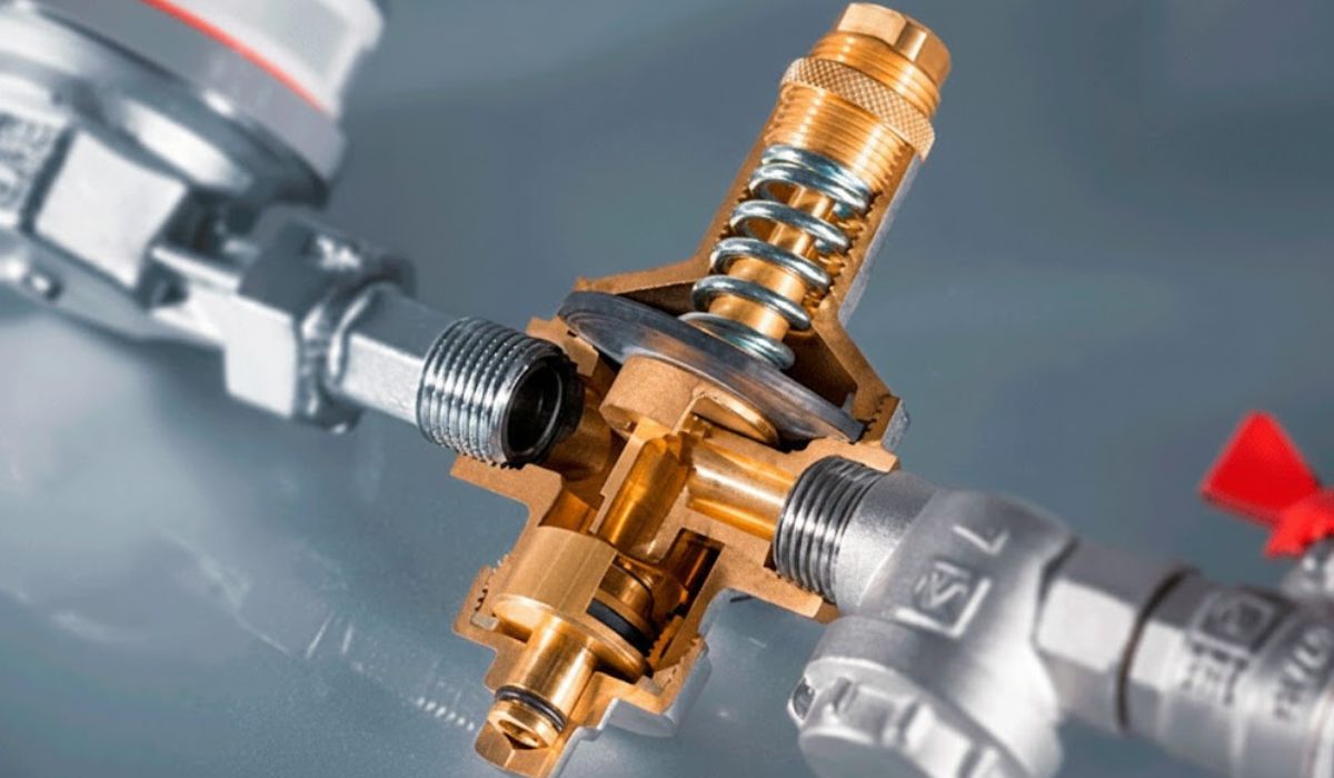 Что такое редуктор давления и как он устроен