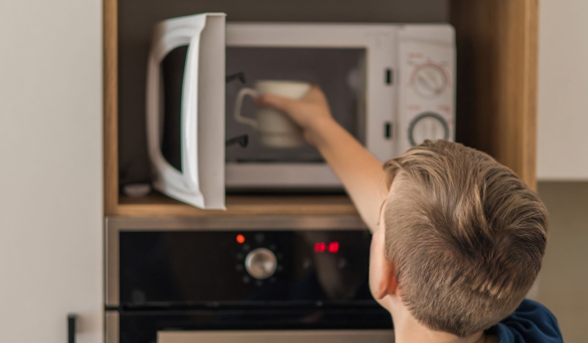 Мікрохвильові печі з функцією захисту від дітей
