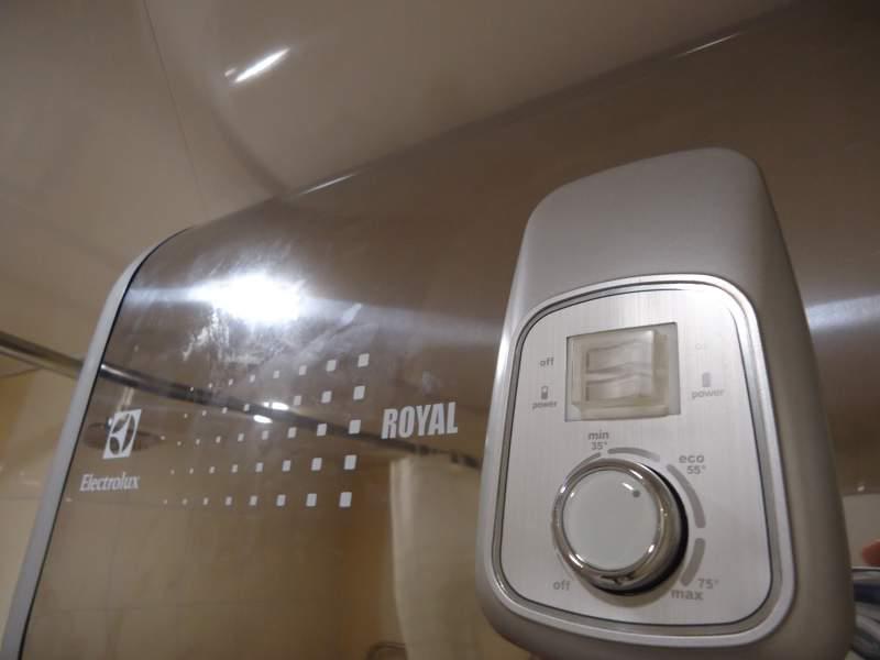 в продажу Водонагрівач Electrolux EWH 100 Royal Silver H - фото 3