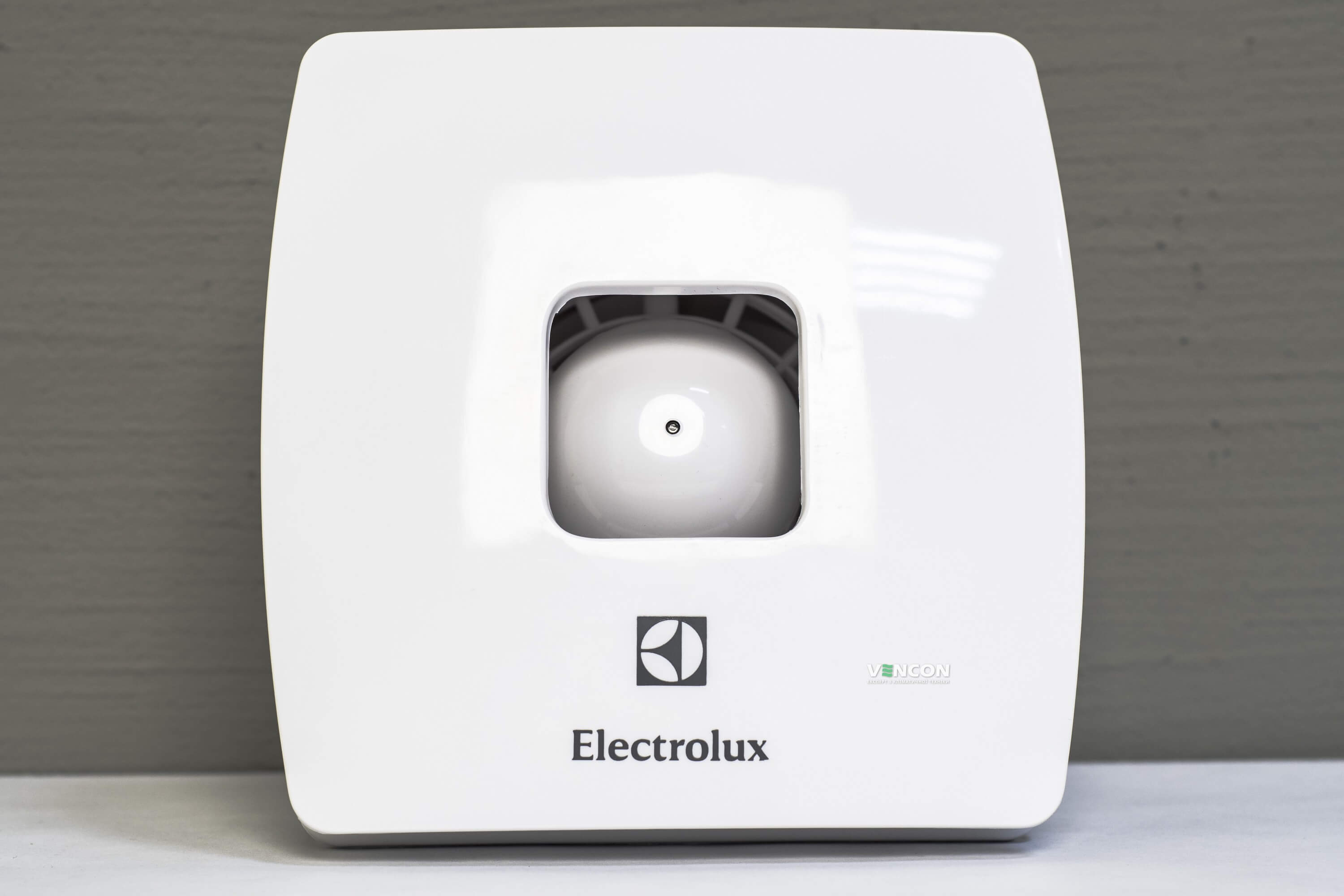 Вытяжной вентилятор Electrolux Premium EAF-120T отзывы - изображения 5