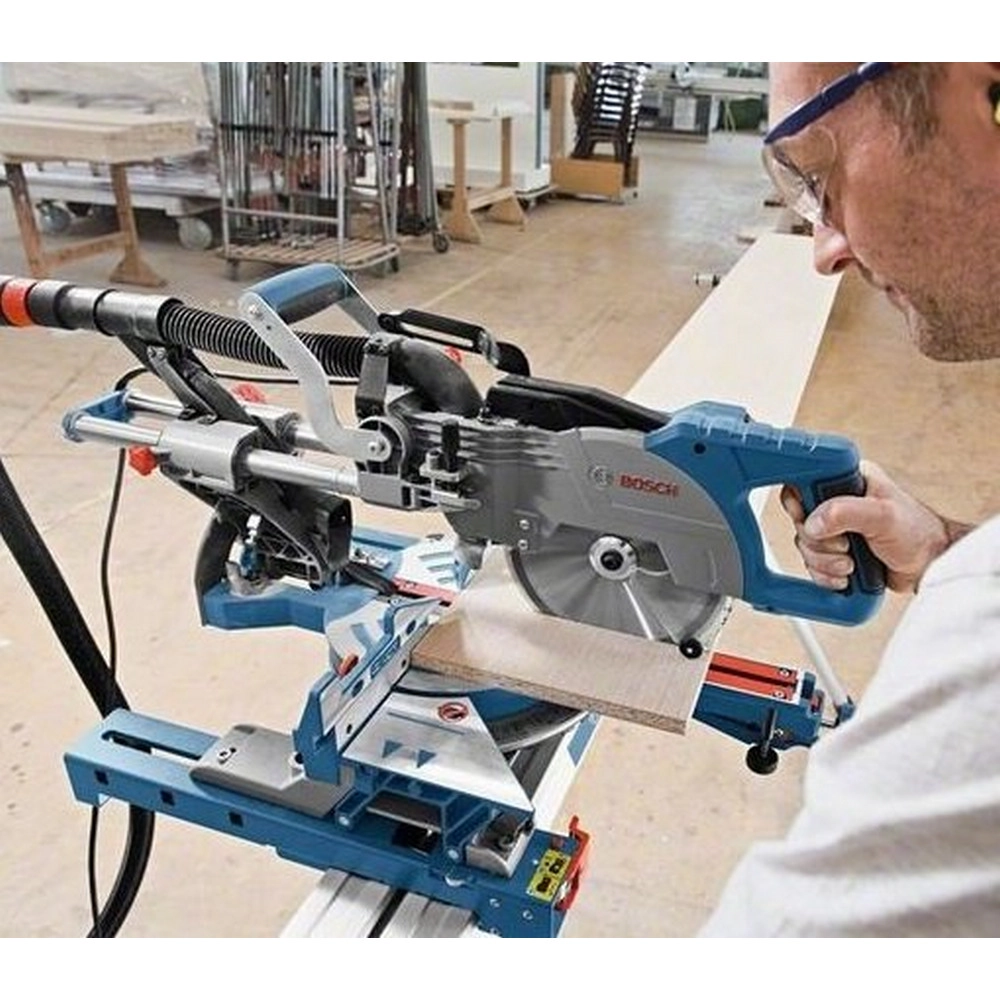 ᐉ Торцовочная пила Bosch GCM 800 SJ купить по цене 12 013 грн. в Киеве ...