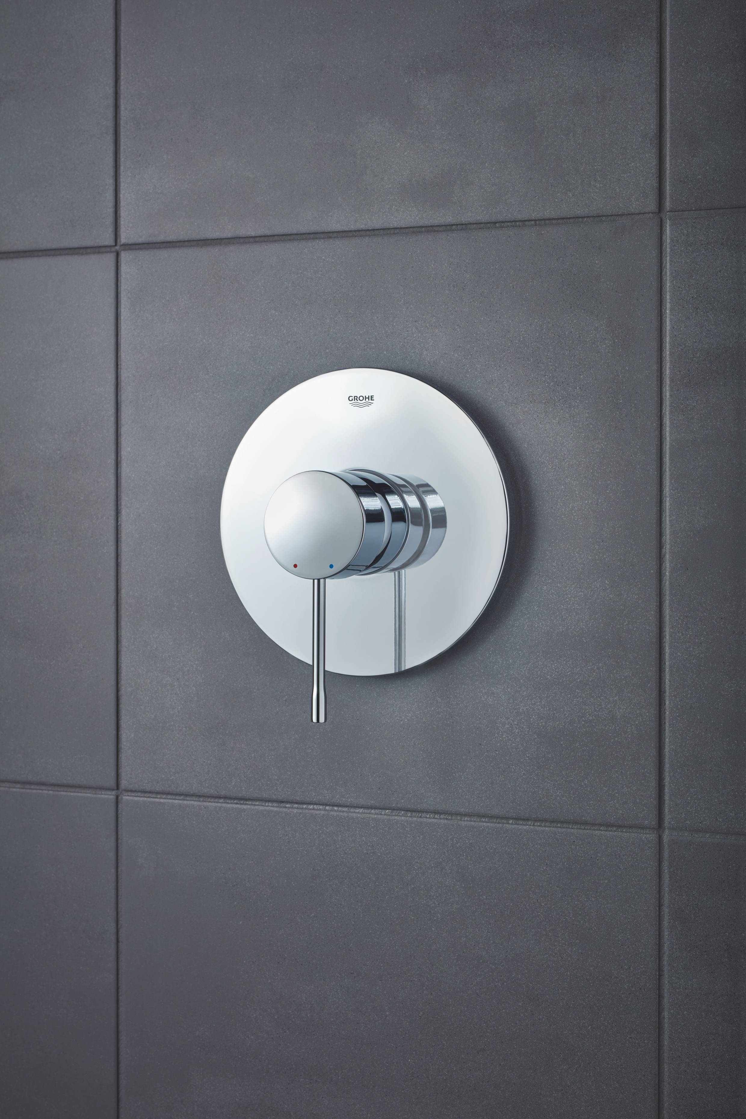 Зовнішня частина змішувача Grohe Essence 24057001 ціна 7650.00 грн - фотографія 2