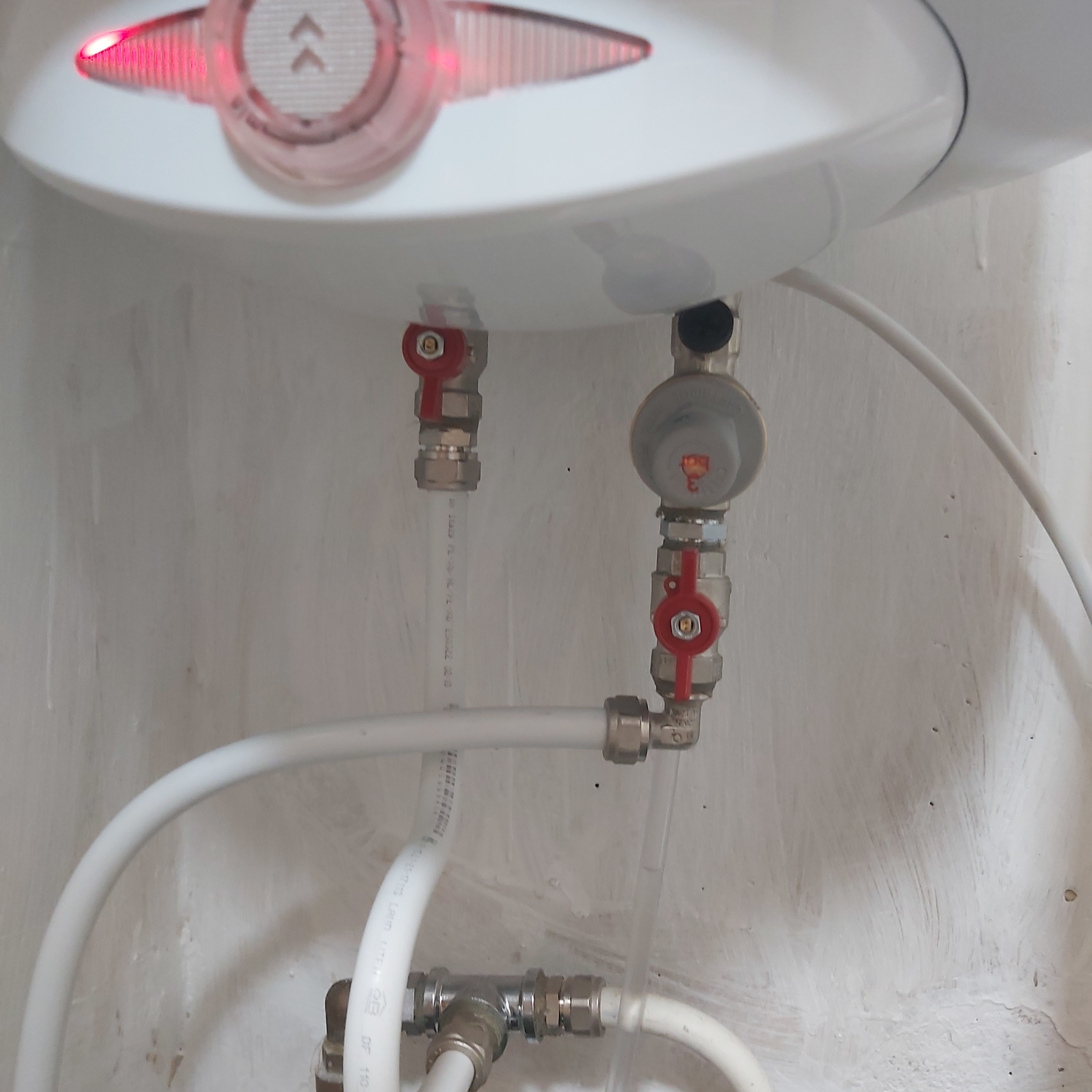 Фото №4 від покупця Федор Аникушкин до товару Водонагрівач