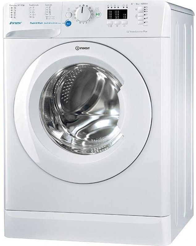 Італійська пральна машина Indesit BWSA71253WEU