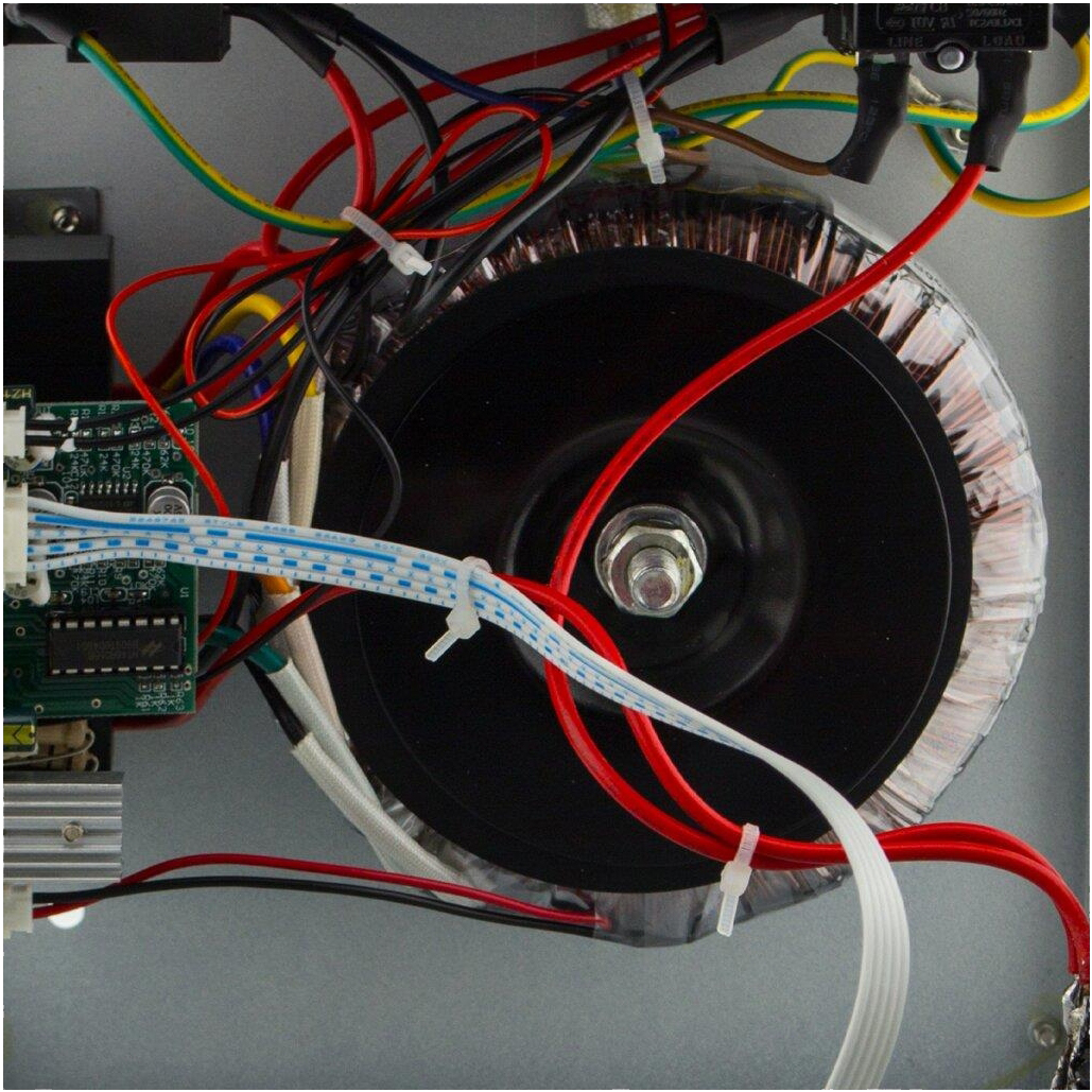 Стабилизатор напряжения LogicPower LP-W-2500RD (1500W) (10350) характеристики - фотография 7
