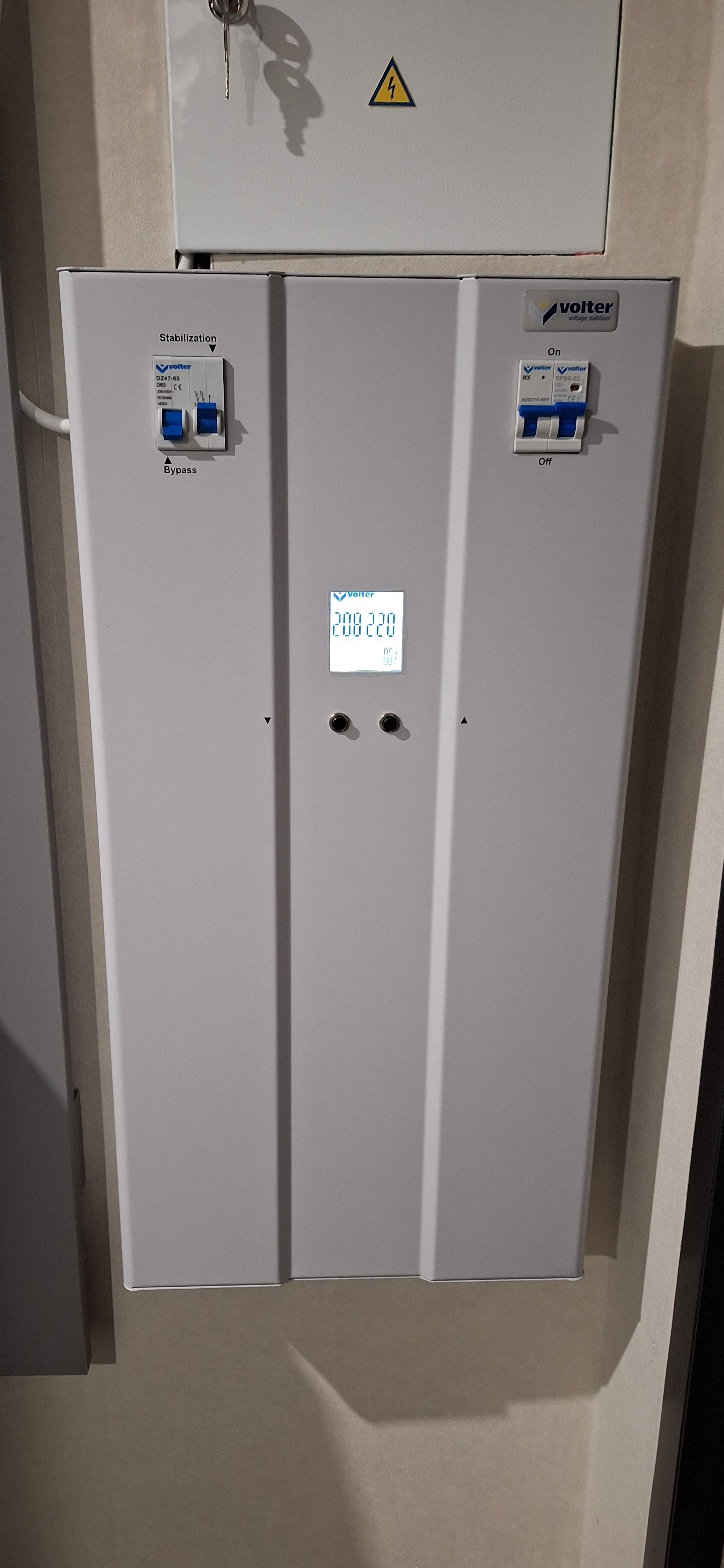 Фото №1 від покупця Сергей Еременко до товару Стабілізатор напруги