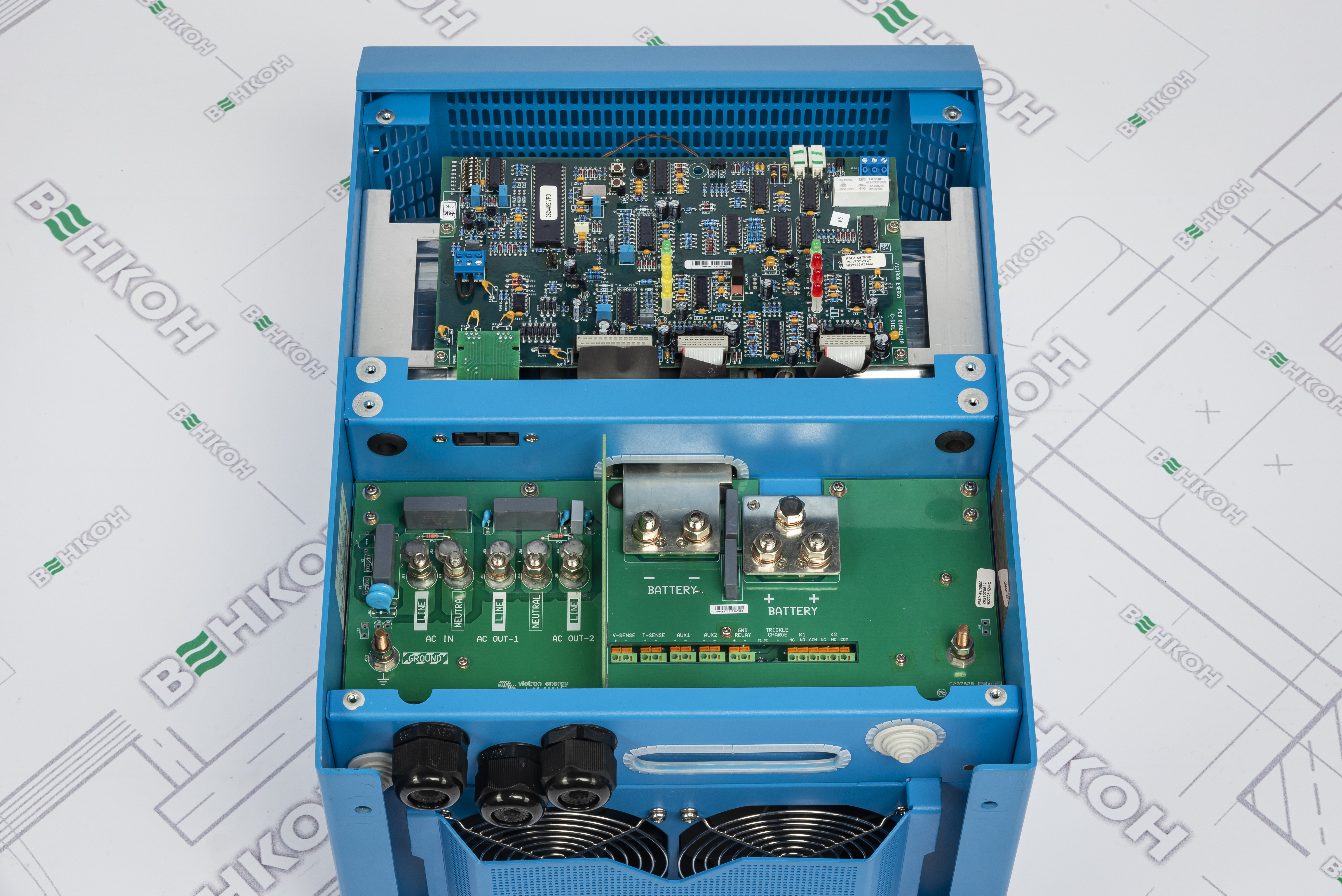 Инвертор гибридный Victron Energy MultiPlus 48/5000/70-100 внешний вид - фото 9
