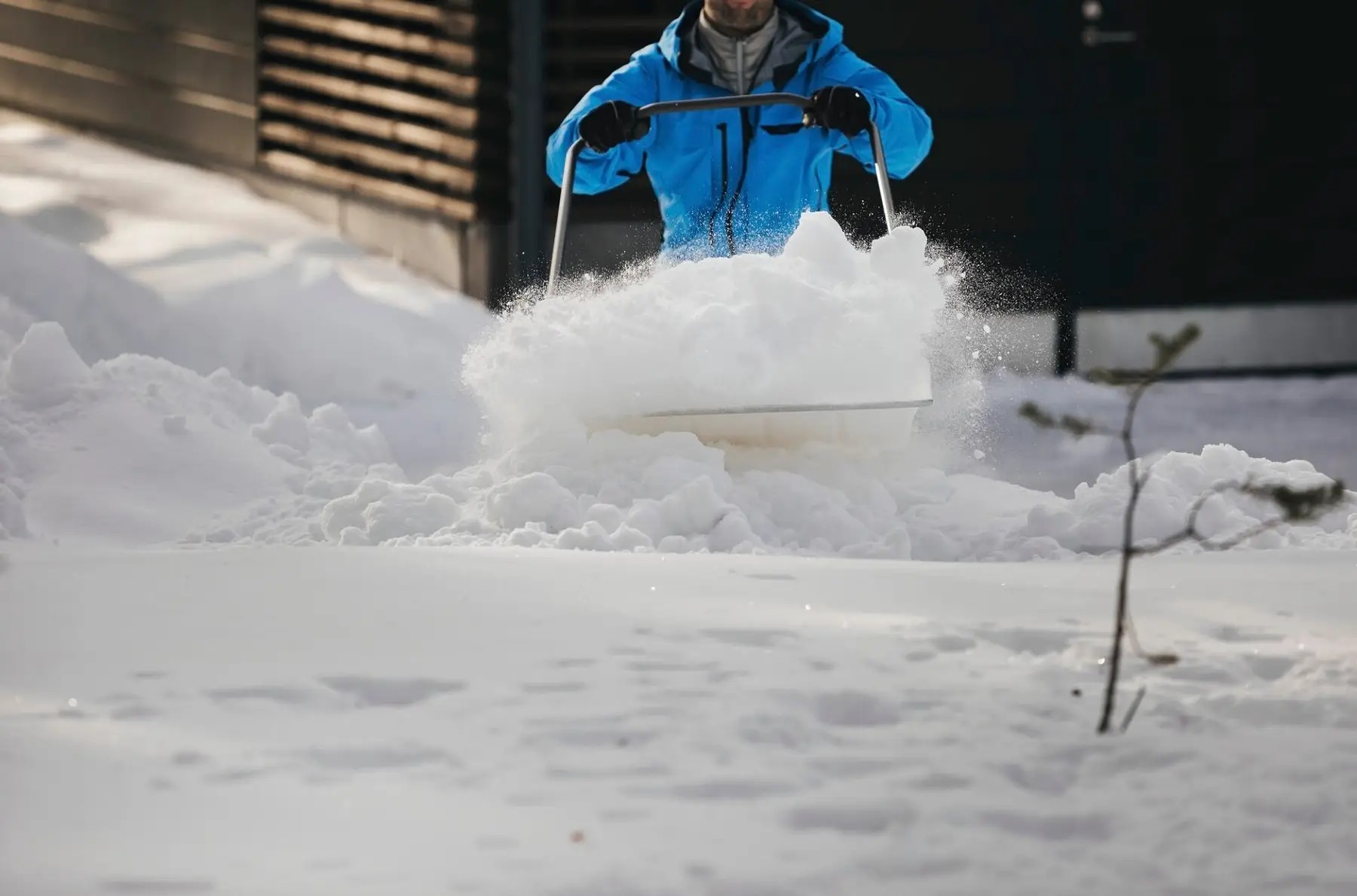 в продаже Лопата Fiskars White Snow (1052523) - фото 3