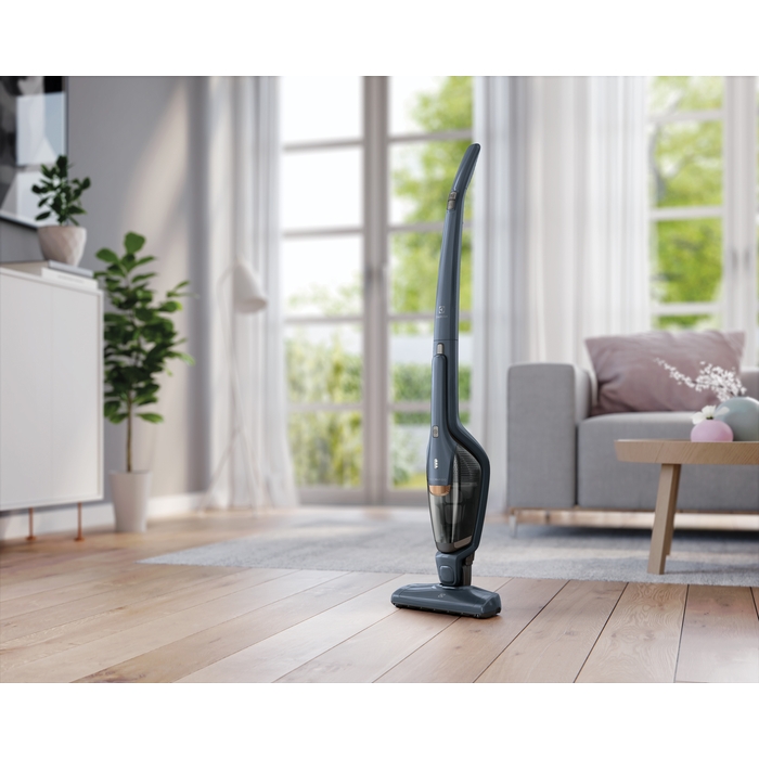 Пылесос Electrolux EERC75DB Ergorapido Classic цена 5994 грн - фотография 2