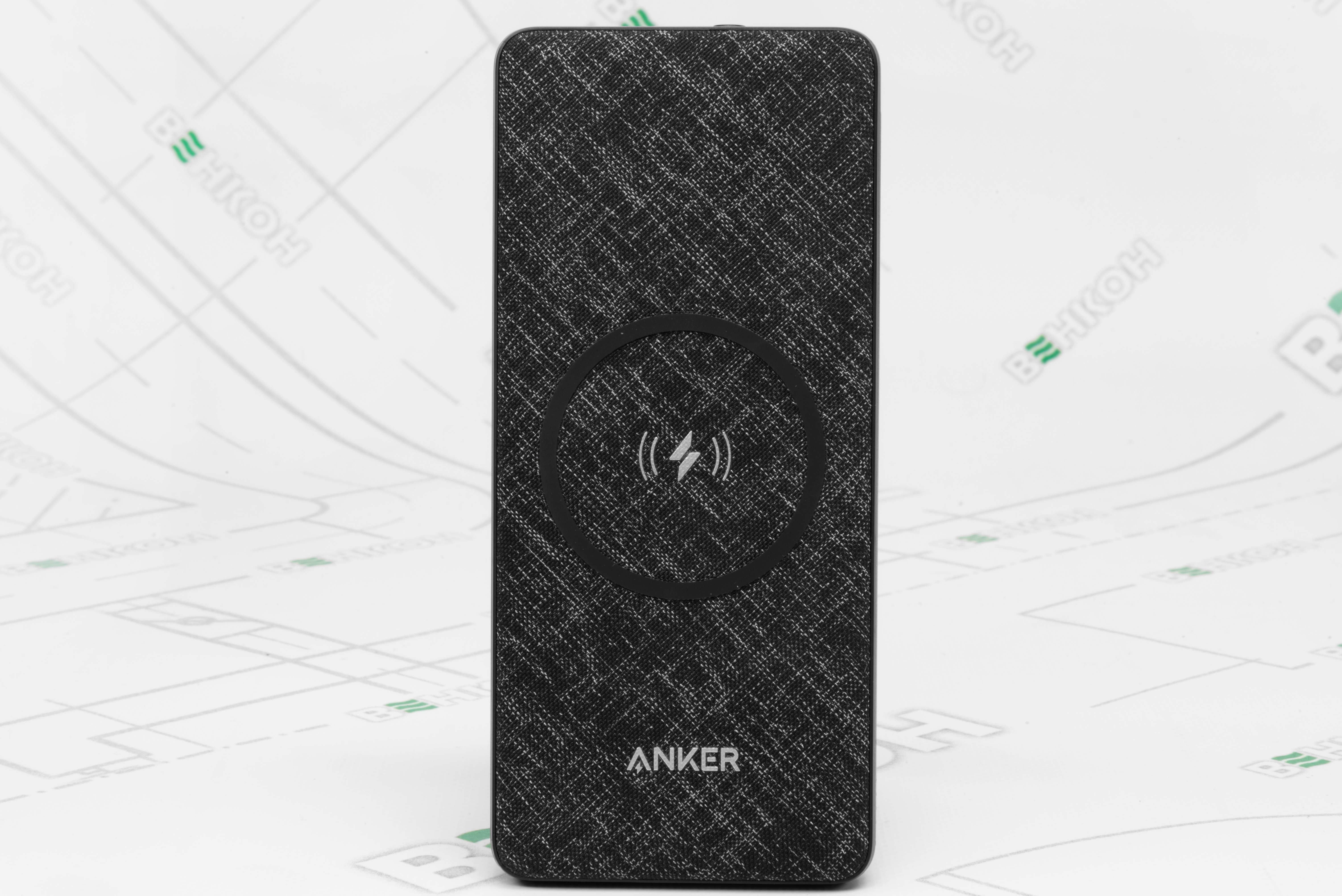 Повербанк  Anker PowerCore III Sense 10000 mAh 18W PD Wireless (Black) обзор - фото 8