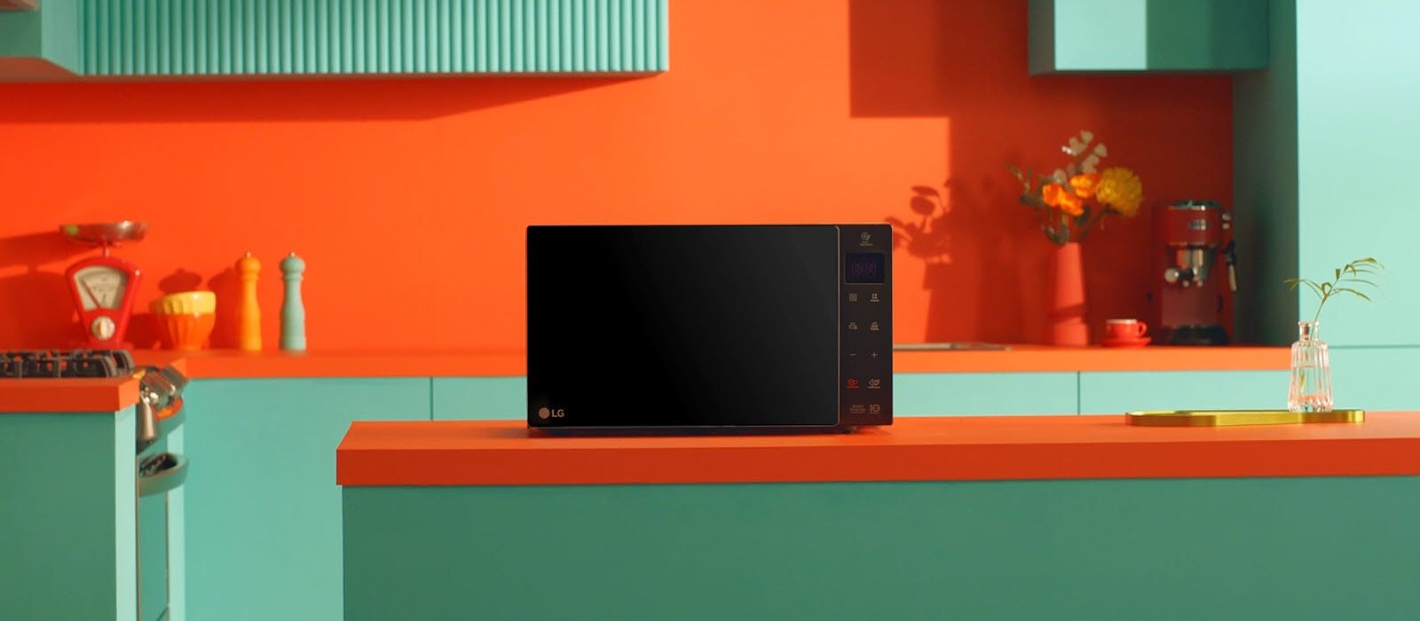 Микроволновая печь LG NeoChef MS2336GIB внешний вид - фото 9