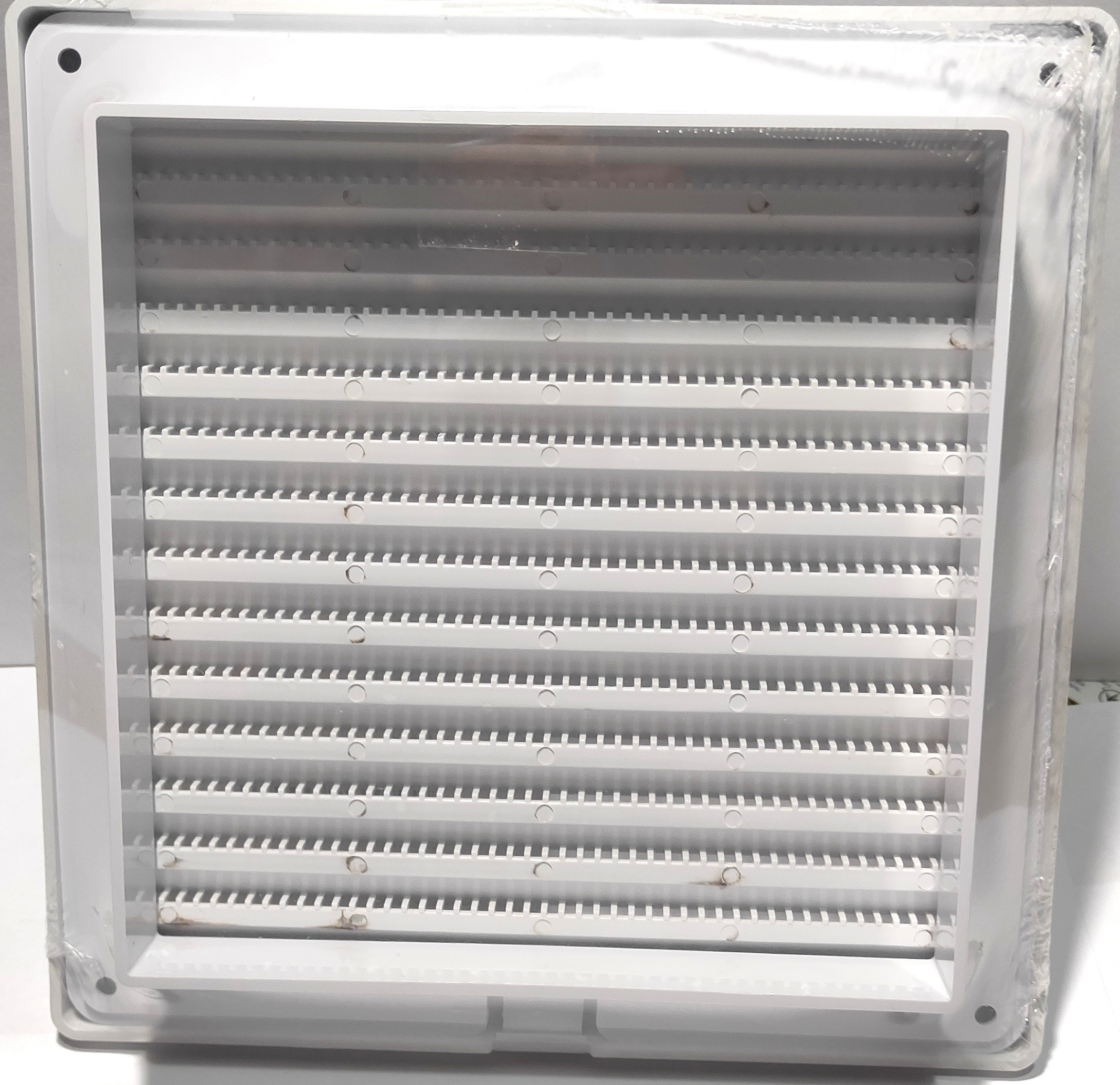 Решетка вентиляционная Airroxy AKUzS 140x140 white (02-336) цена 162.00 грн - фотография 2