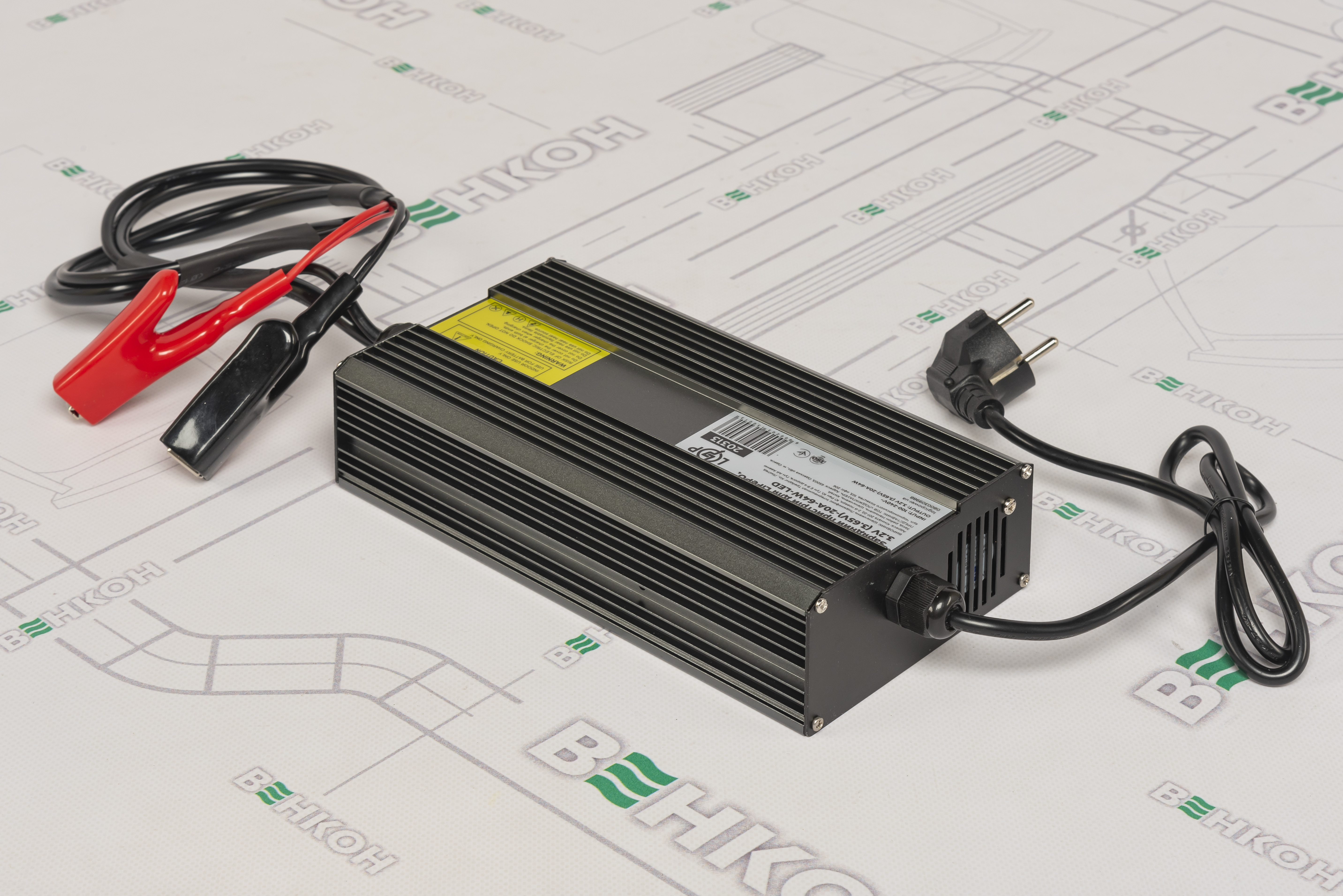 в продажу Зарядний пристрій для акумуляторів LogicPower LiFePO4 3.2V (3.65V)-20A-64W-LED - фото 3