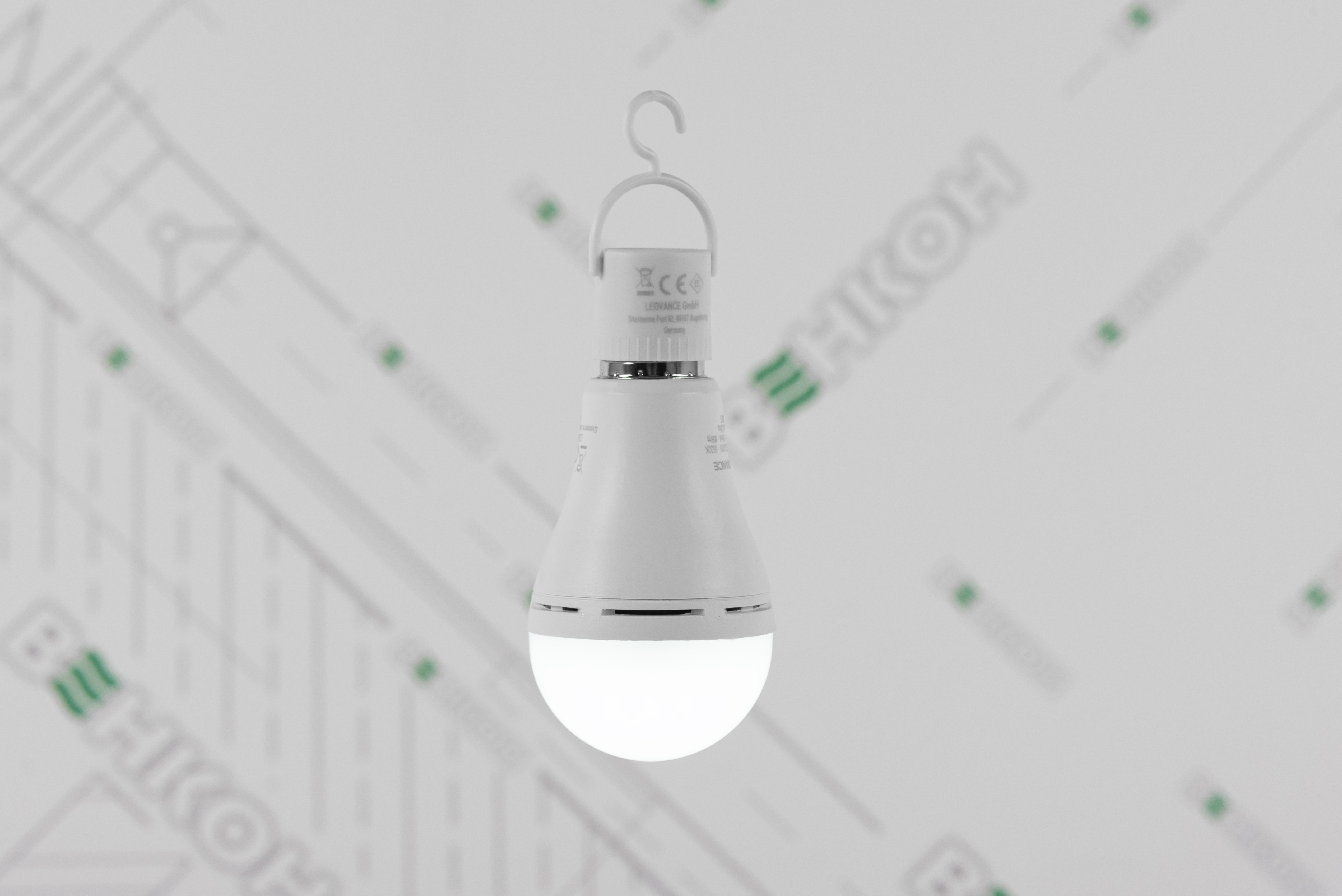 Акумуляторна LED-лампа Ledvance A60 8W 806Lm 6500K E27 з тримачем інструкція - зображення 6