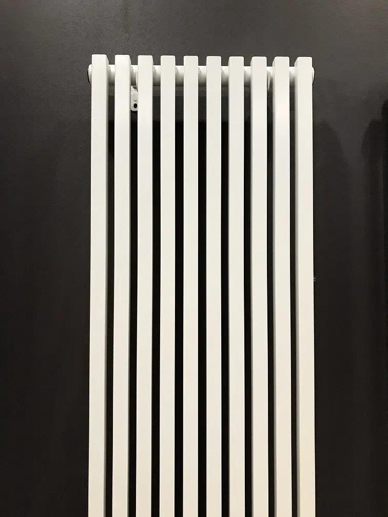 Радиатор для отопления Betatherm QUANTUM 2 H-1800мм, L-285мм (BQ 2180/7 9016M 99) отзывы - изображения 5