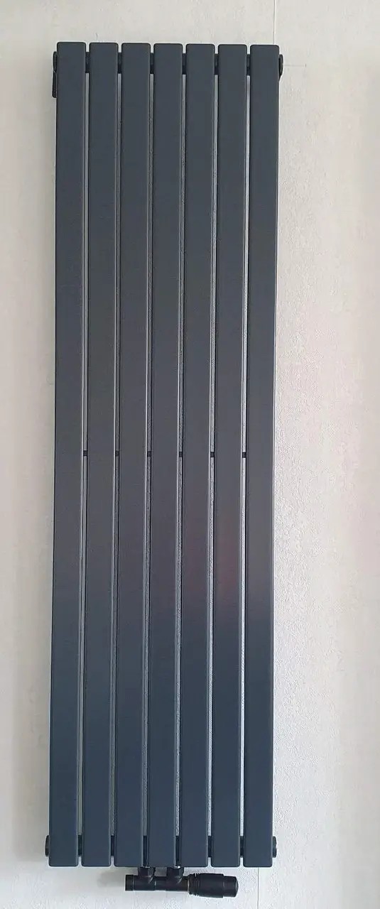 Радиатор для отопления Betatherm BLENDE 1 H-1400мм, L-394мм (B2V 1140/07 7024M 99) отзывы - изображения 5