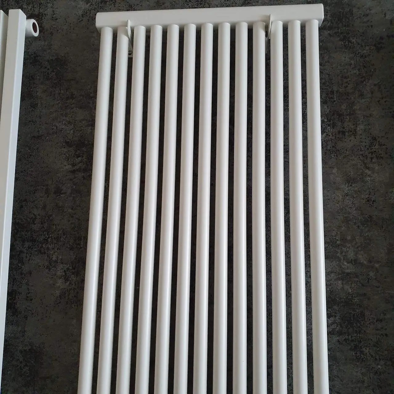 Радиатор для отопления Betatherm PS STYLE 1800мм x 441мм ( PS 1180/12 9016M № 34) отзывы - изображения 5