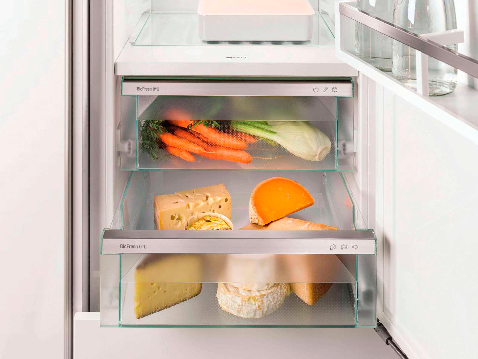 огляд товару Холодильник Liebherr CBND5723 - фотографія 12