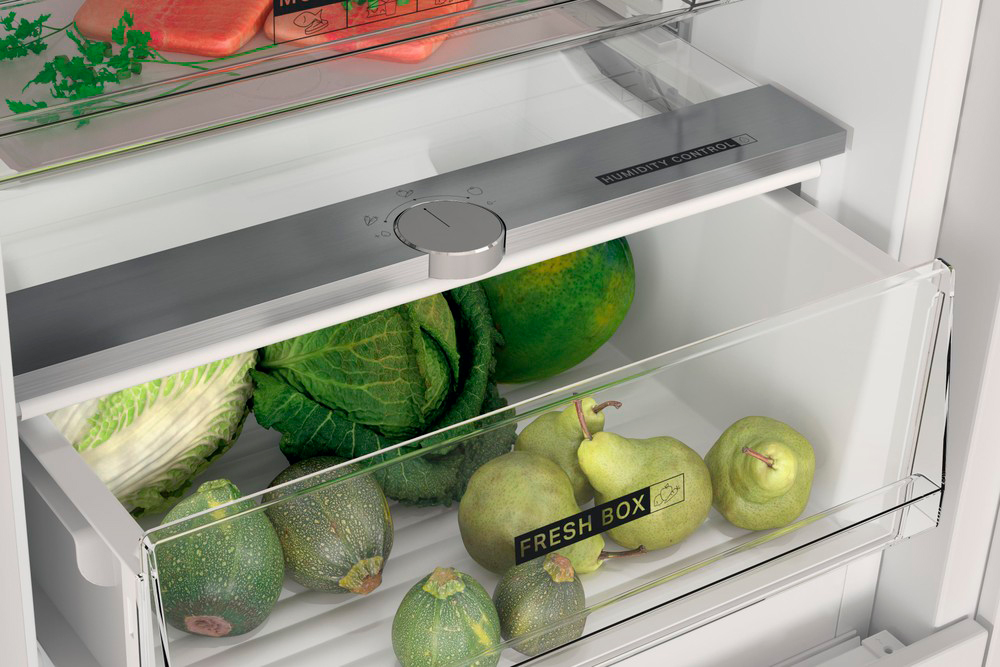 огляд товару Холодильник Whirlpool WHC18 T341 - фотографія 12
