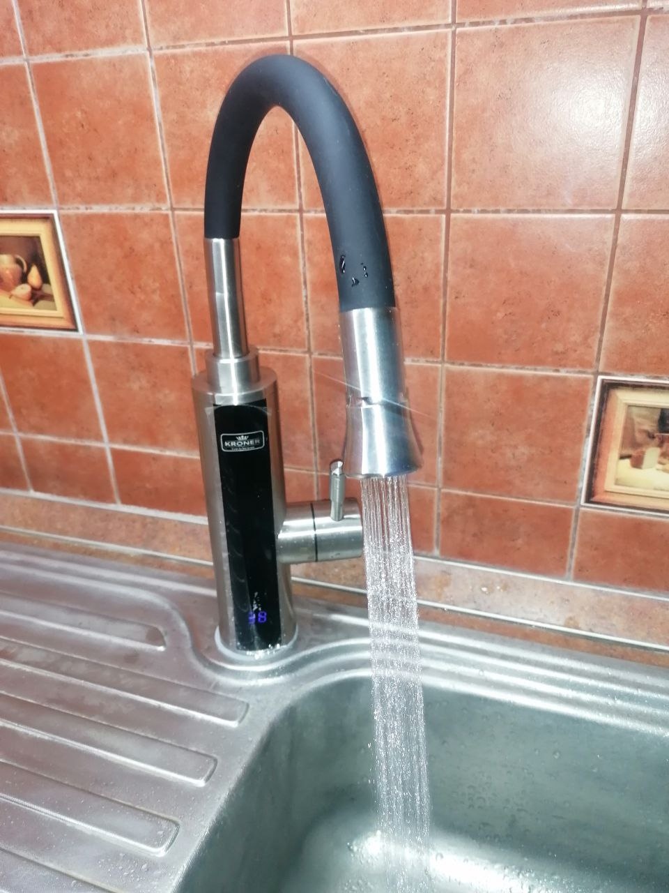 Фото  от покупателя Олег Сергиенко к товару Проточный водонагреватель