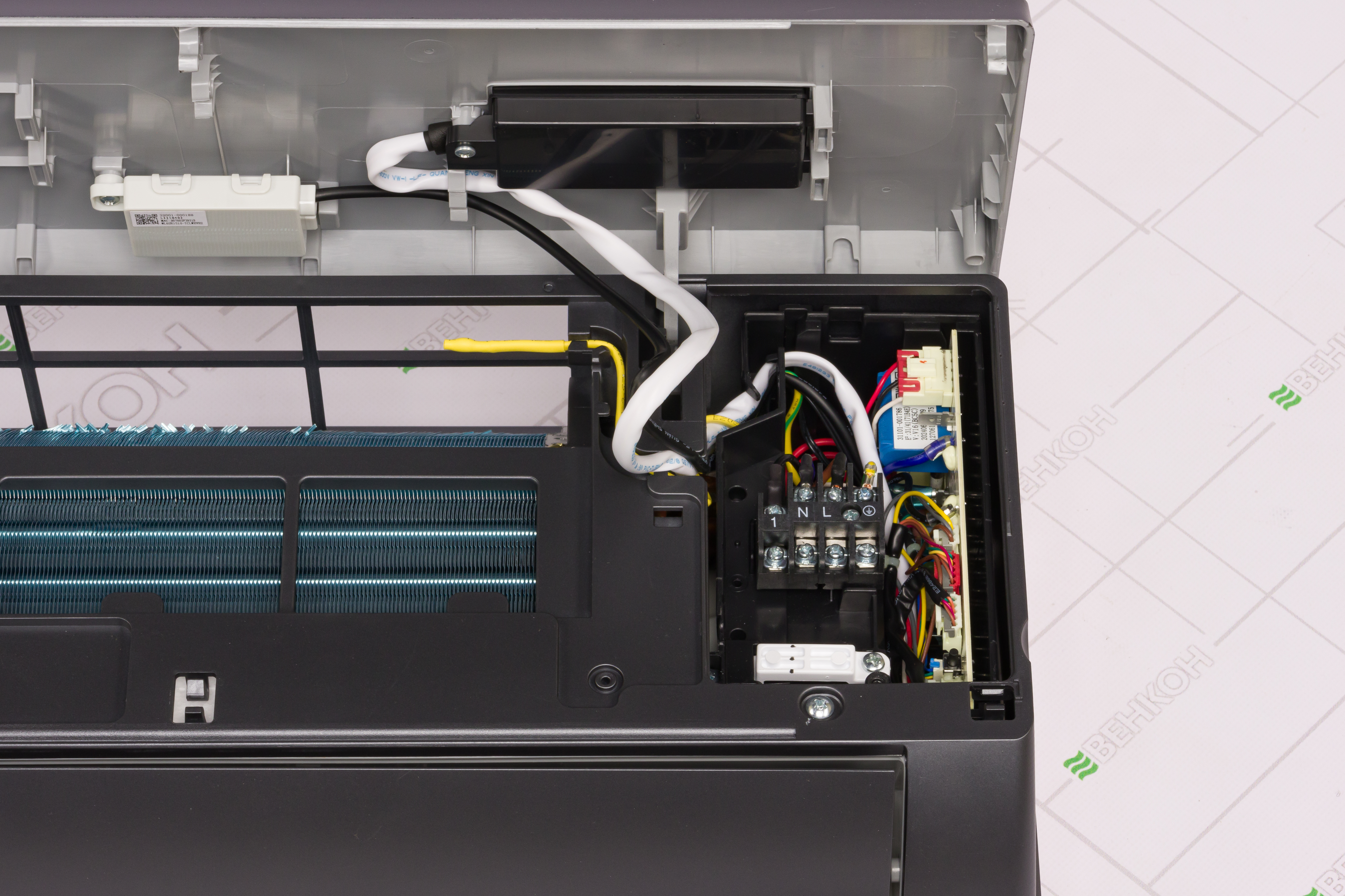 Кондиционер сплит-система TCL TAC-09CHSD/XA82IN Black Inverter R32 WI-FI обзор - фото 11