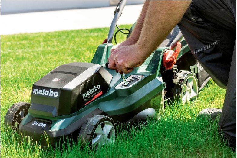 Газонокосарка Metabo RM 36-18 LTX BL 36 (без АКБ) ціна 9013.00 грн - фотографія 2