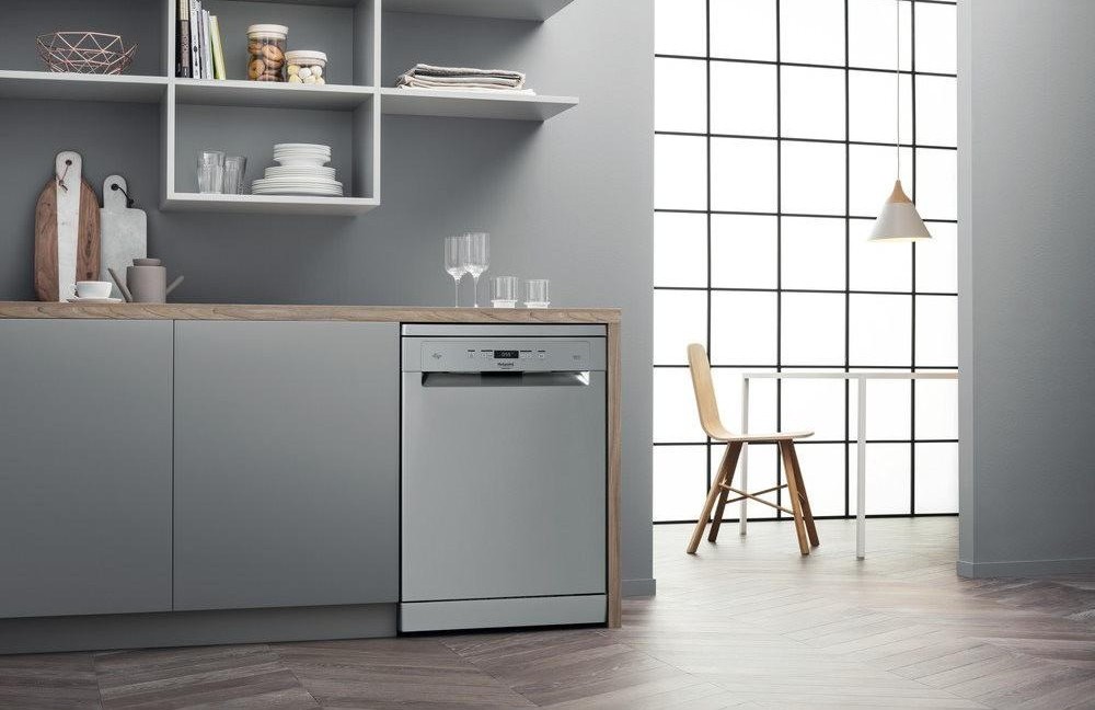 Посудомийна машина Hotpoint Ariston HFC 3C41 CW X зовнішній вигляд - фото 9