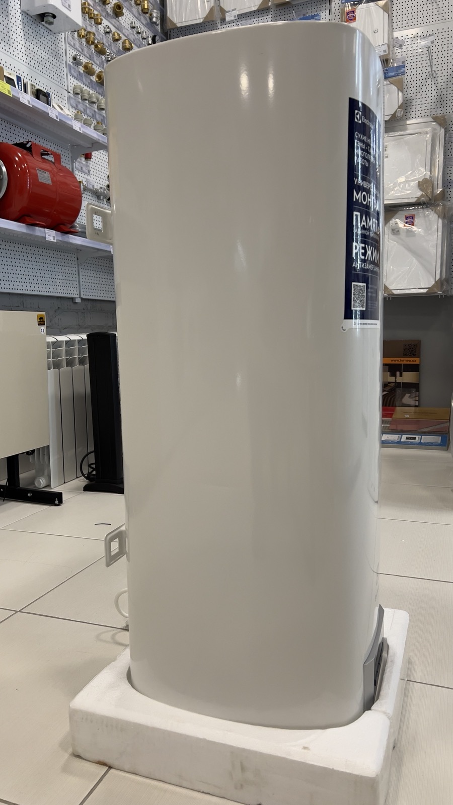 продаємо Electrolux EWH 50 Formax DL Уцінка в Україні - фото 4