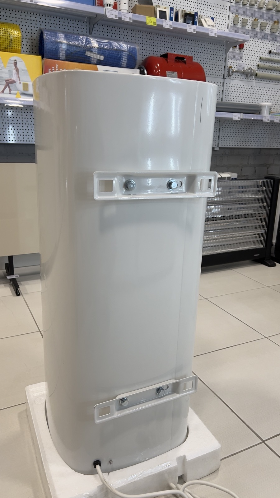 Водонагрівач Electrolux EWH 50 Formax DL Уцінка огляд - фото 8