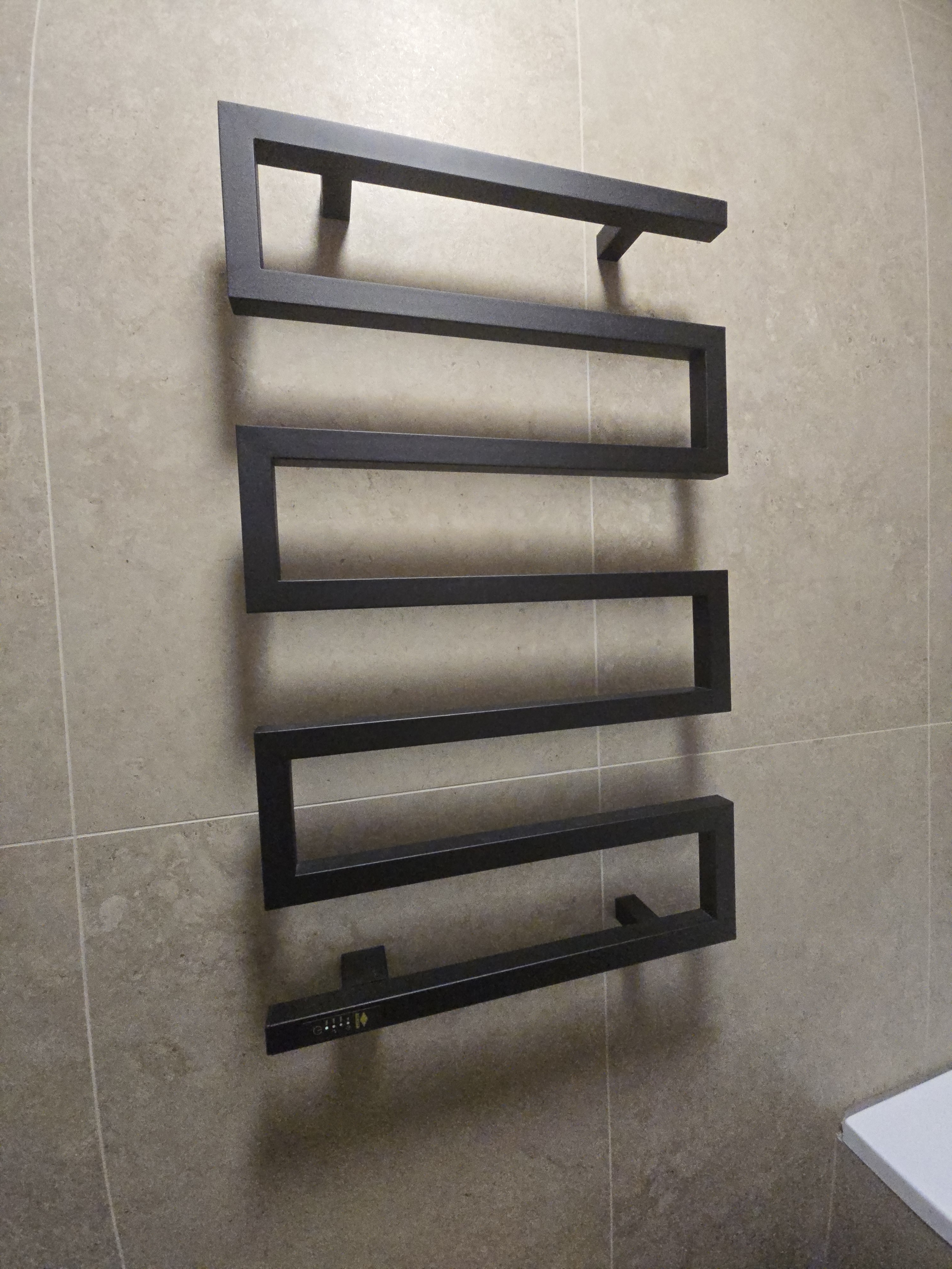 Фото №1 от покупателя Гнедой Николай к товару Полотенцесушитель