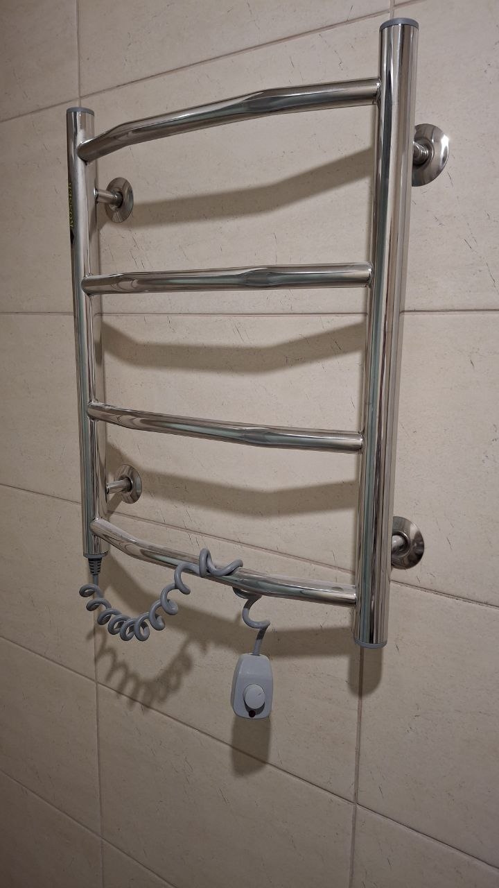 Фото №3 от покупателя Чесановский Артем Иванович к товару Полотенцесушитель