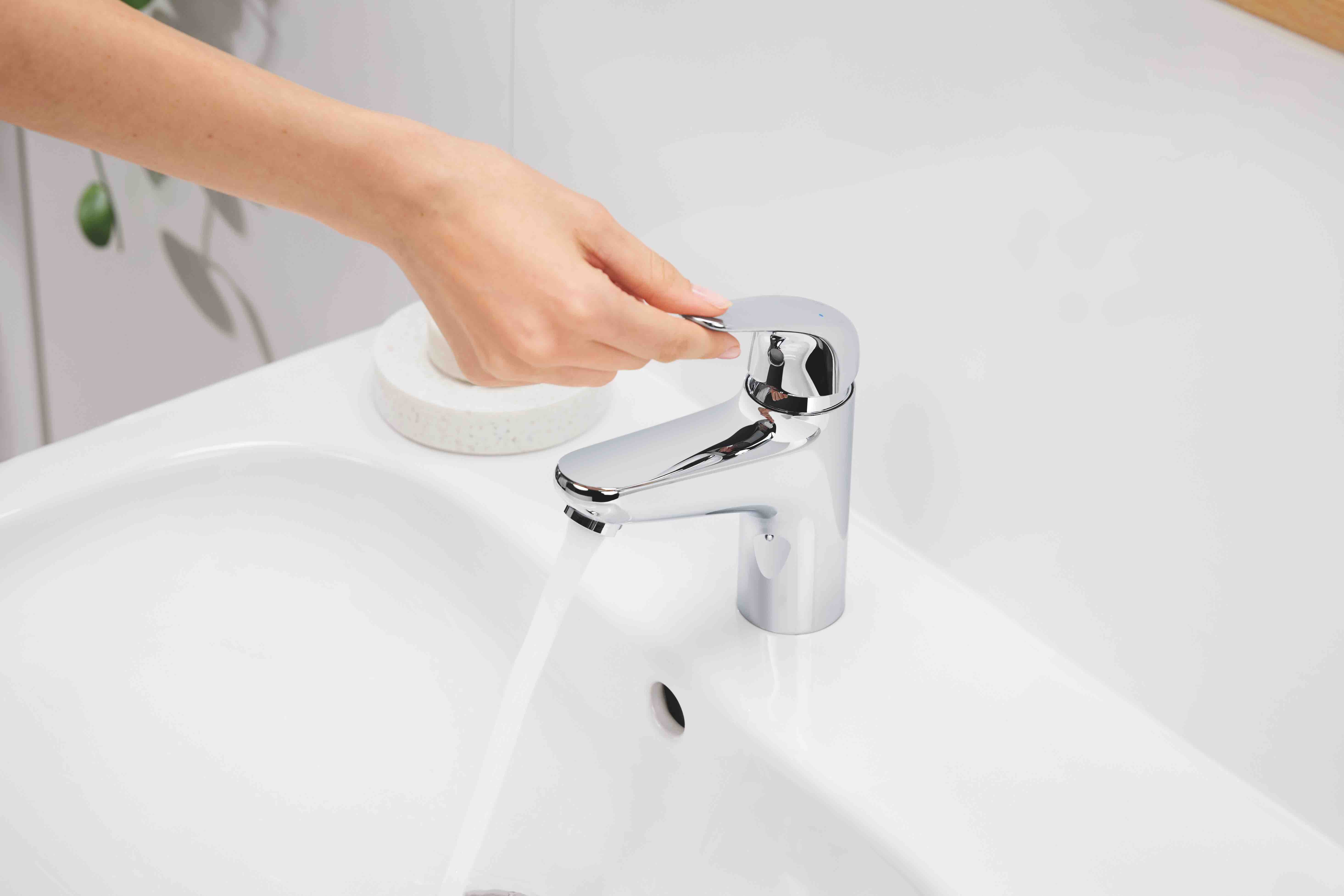 Смеситель для раковины Grohe QuickFix Swift XS-Size 20617001 отзывы - изображения 5