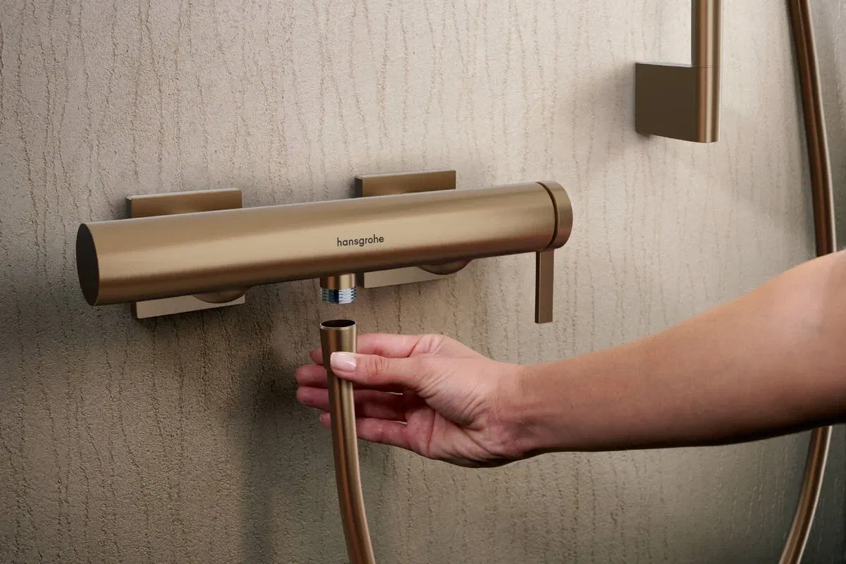 Змішувач для душу Hansgrohe Tecturis E Brushed Bronze 73620140 ціна 17742 грн - фотографія 2