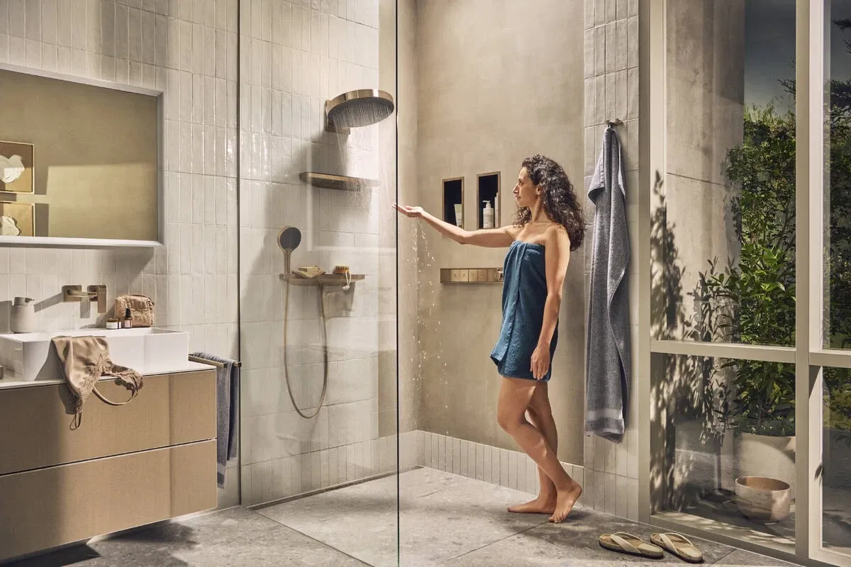 Шланговое соединение Hansgrohe Porter 500 Rainfinity Brushed Bronze 26843140 цена 33186 грн - фотография 2