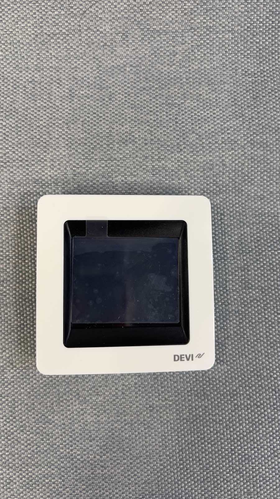 Терморегулятор Devi DEVIreg Touch White (140F1064) уцінка ціна 4493 грн - фотографія 2