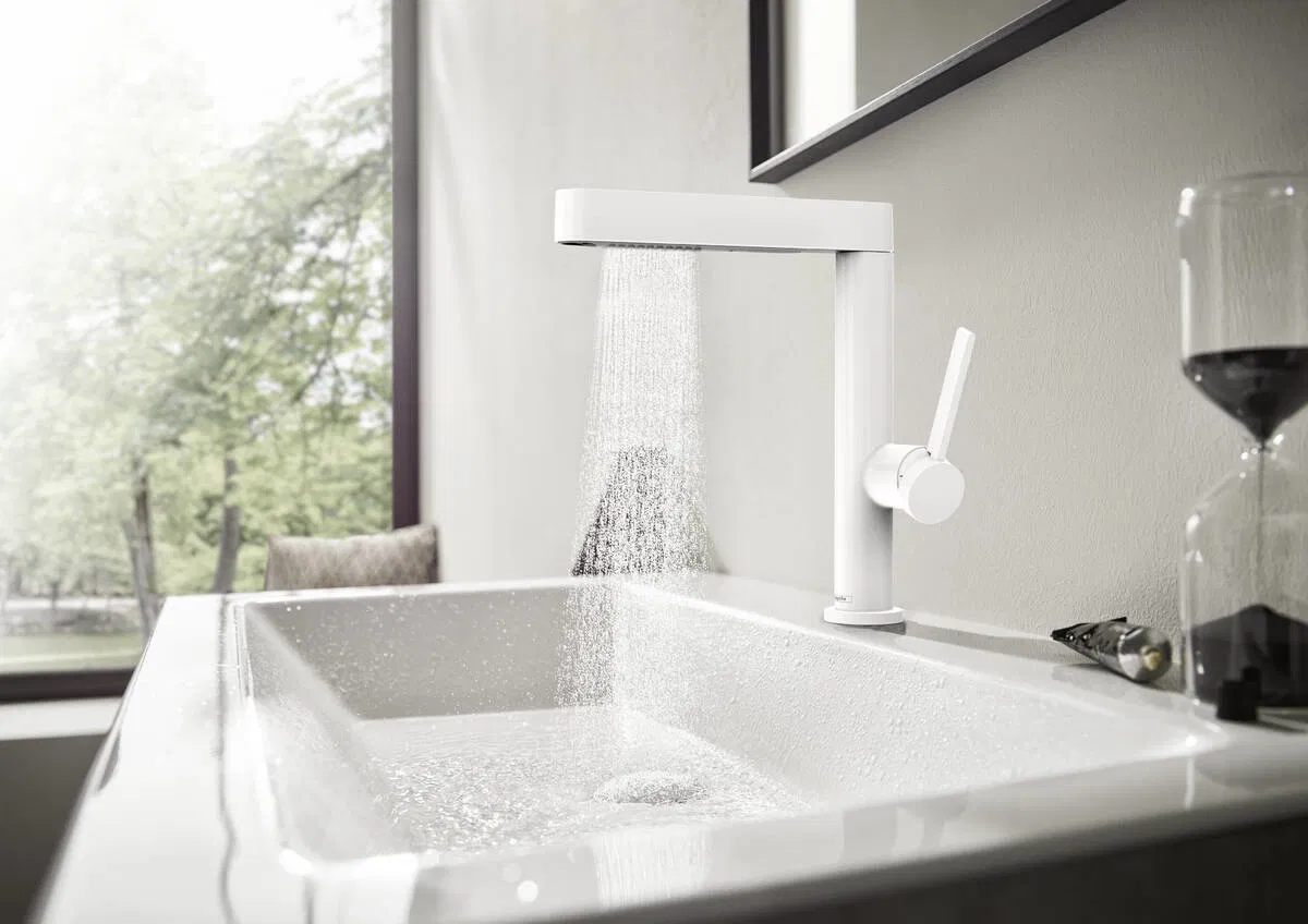 Змішувач для умивальника Hansgrohe Finoris 230 Matt White 76063700 ціна 26031 грн - фотографія 2