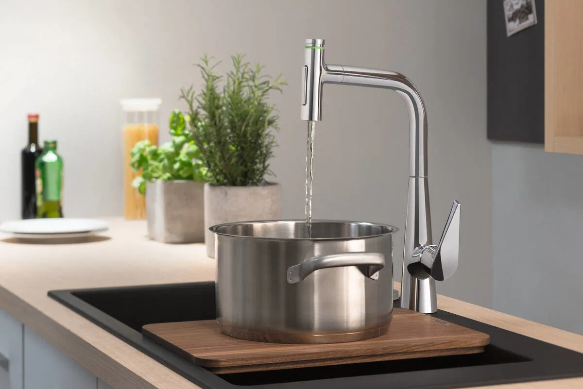 Змішувач для кухні Hansgrohe Talis Select 300 2jet Chrome 73867000 ціна 33120 грн - фотографія 2