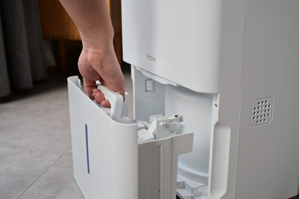 обзор товара Осушитель воздуха Haier AG20BB1TAA - фотография 12