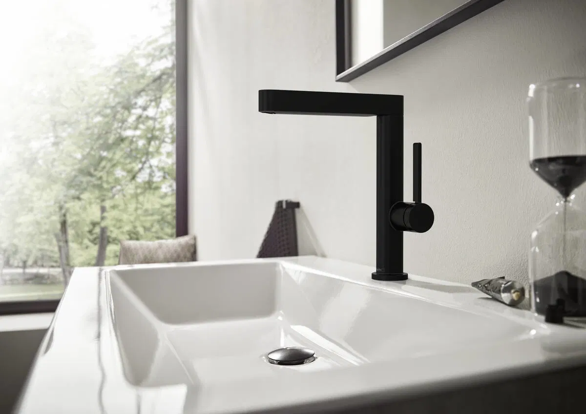 Змішувач для умивальника Hansgrohe Finoris 230 Matt Black 76060670 ціна 22842 грн - фотографія 2