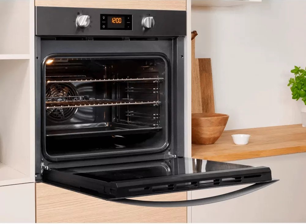 Духова шафа Indesit IFW3844HIX огляд - фото 11