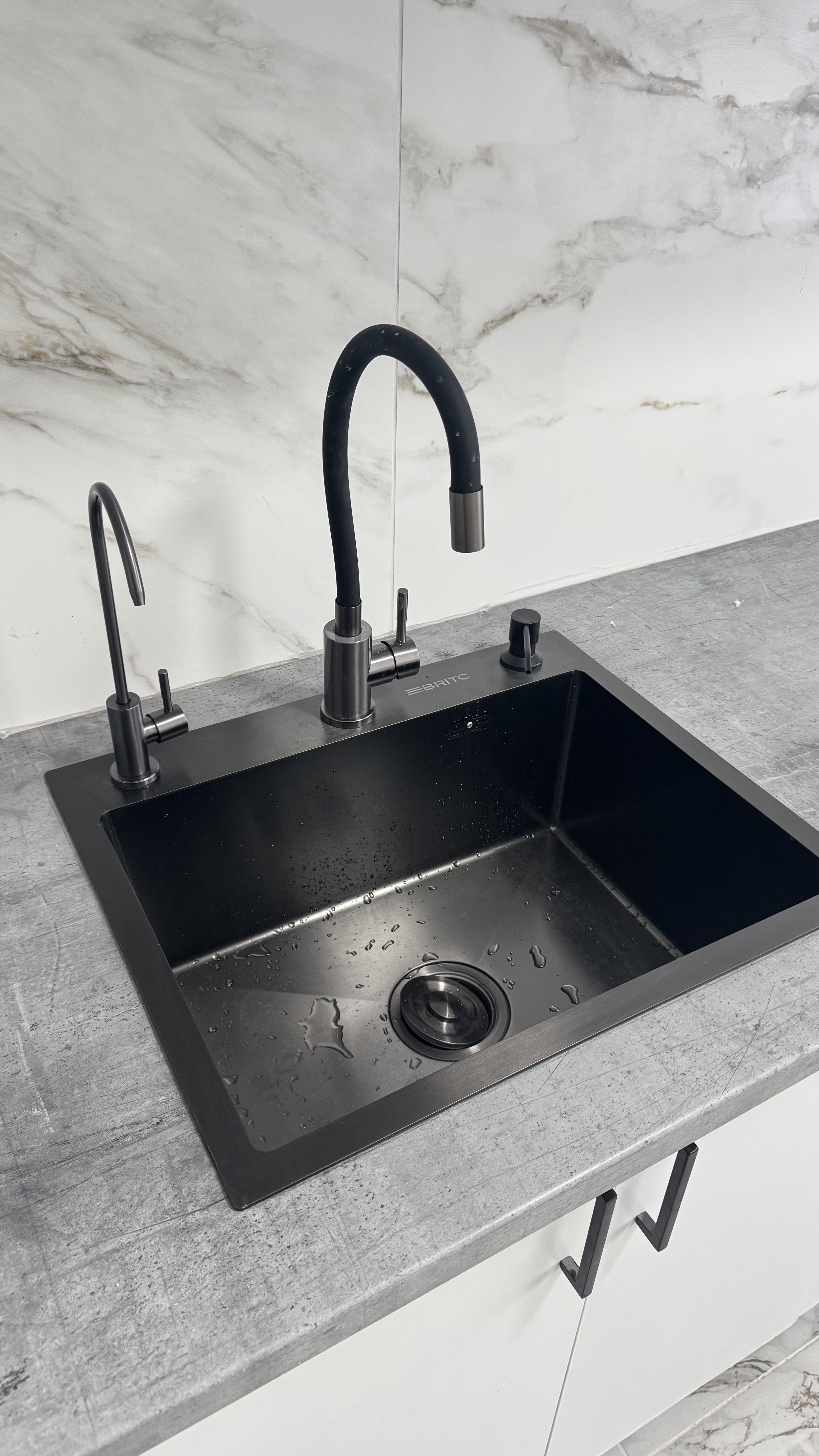 Фото  від покупця Дарья Боднар до товару Змішувач для кухні