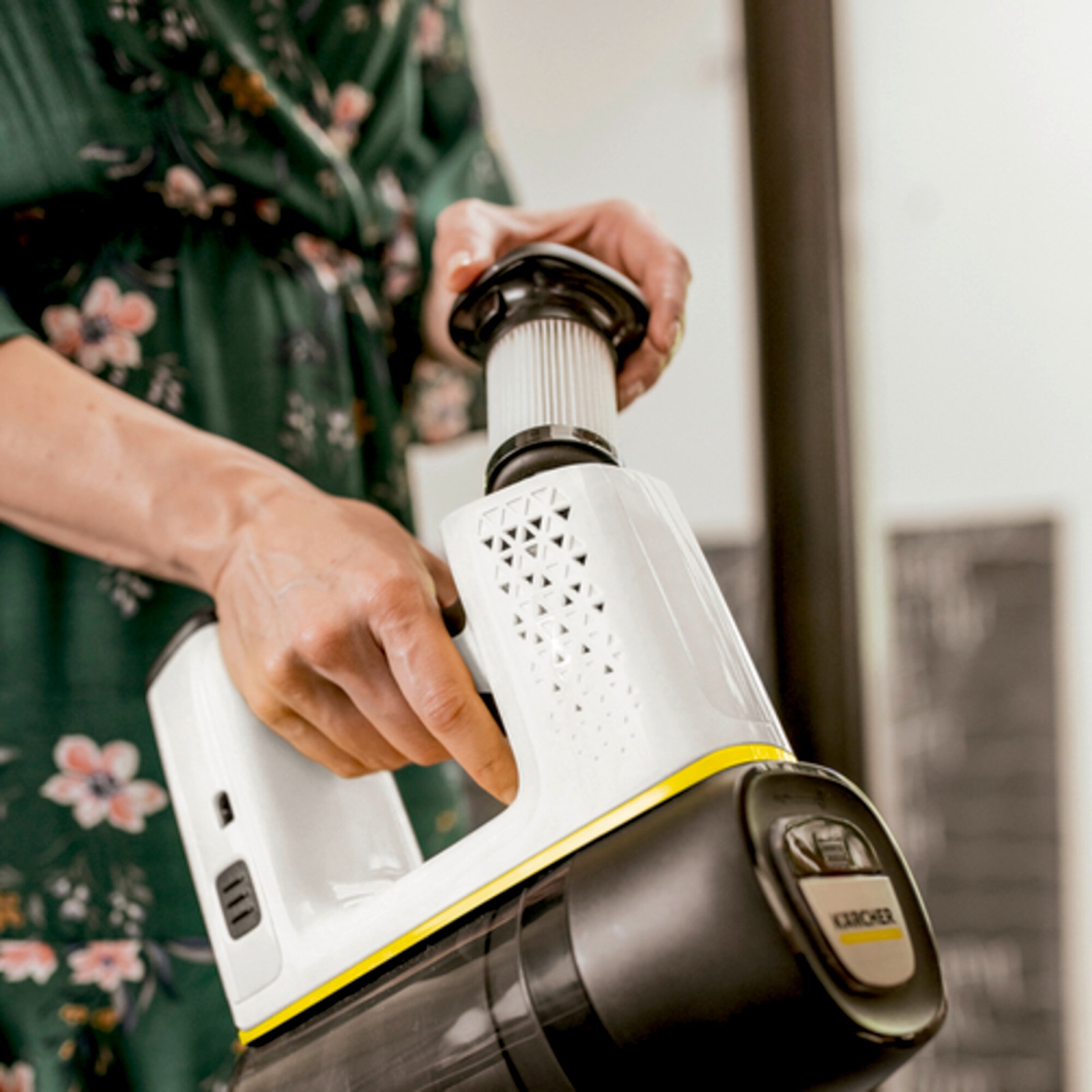 Пылесос Karcher VC 6 Cordless ourFamily Duo (1.198-678.0) характеристики - фотография 7