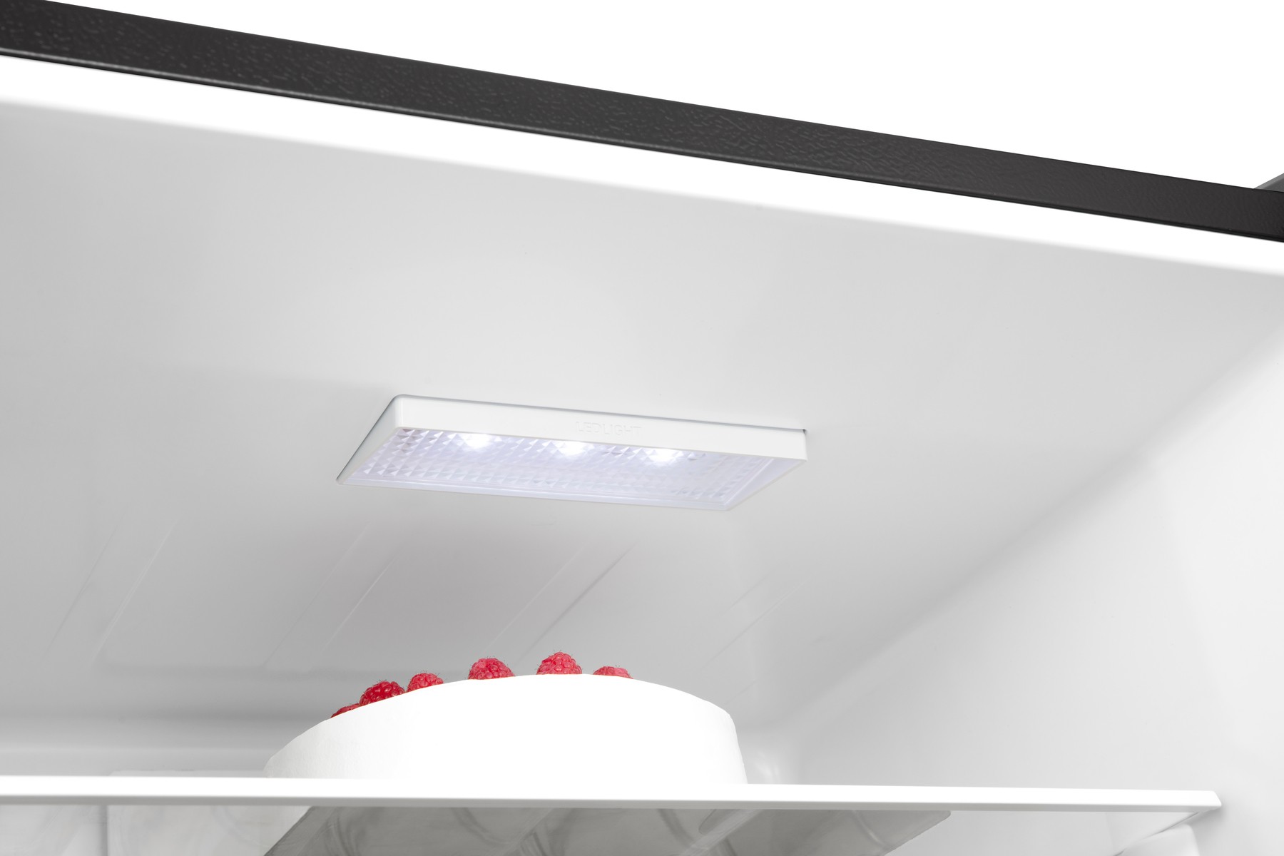 Холодильник Hisense RB440N4WFE обзор - фото 8