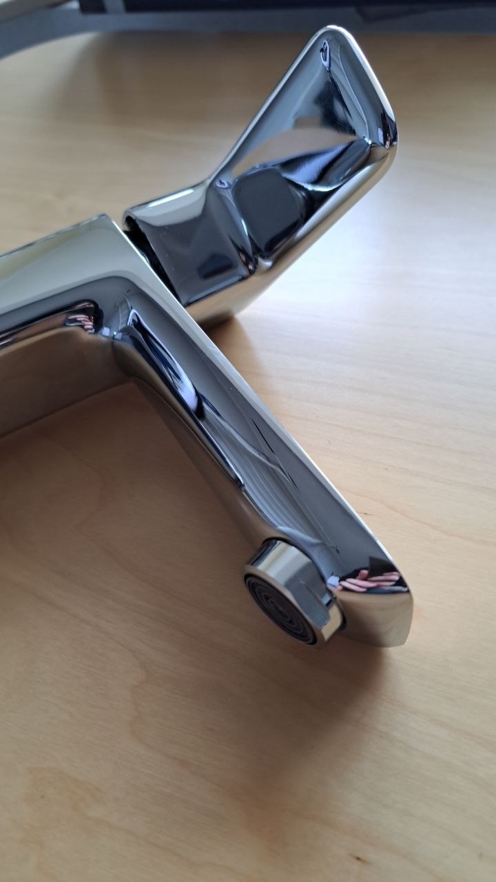 Фото №3 от покупателя Лискович Марина Владимировна к товару Смеситель для умывальника