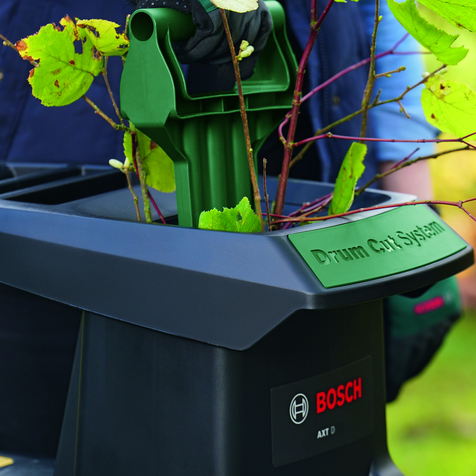 Садовий подрібнювач Bosch AXT 22 D (0600803003) огляд - фото 11