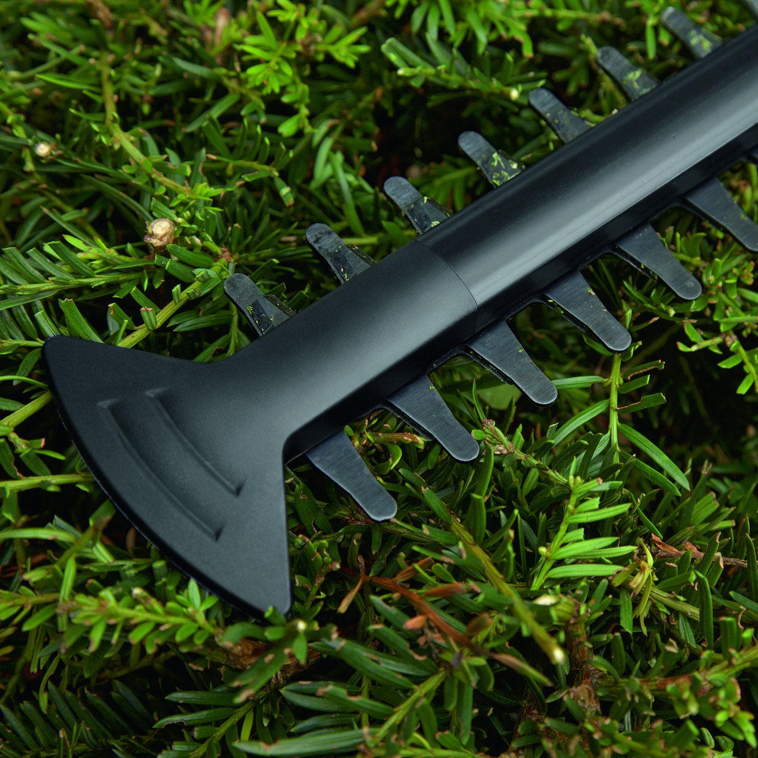 Кущоріз Bosch Easy HedgeCut 18-45 (0600849H02) огляд - фото 11