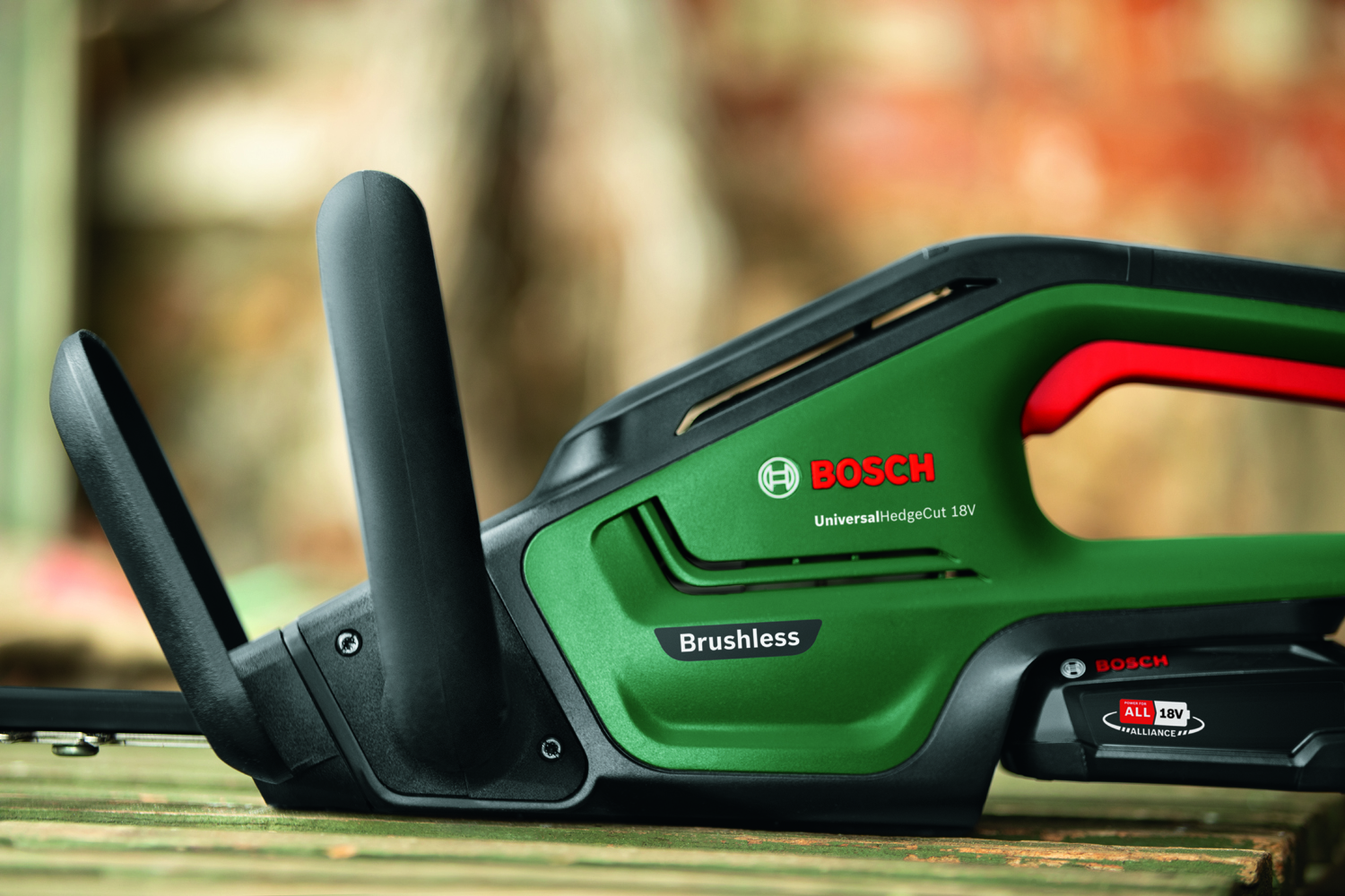 Кущоріз Bosch UniversalHedgecut 18V-50 (0600849K00) огляд - фото 8