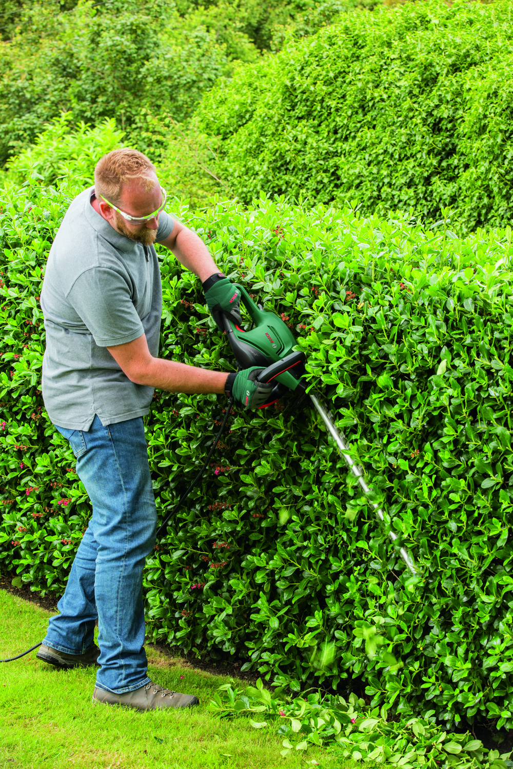 Кусторез Bosch UniversalHedgeCut 60 (06008C0703) инструкция - изображение 6