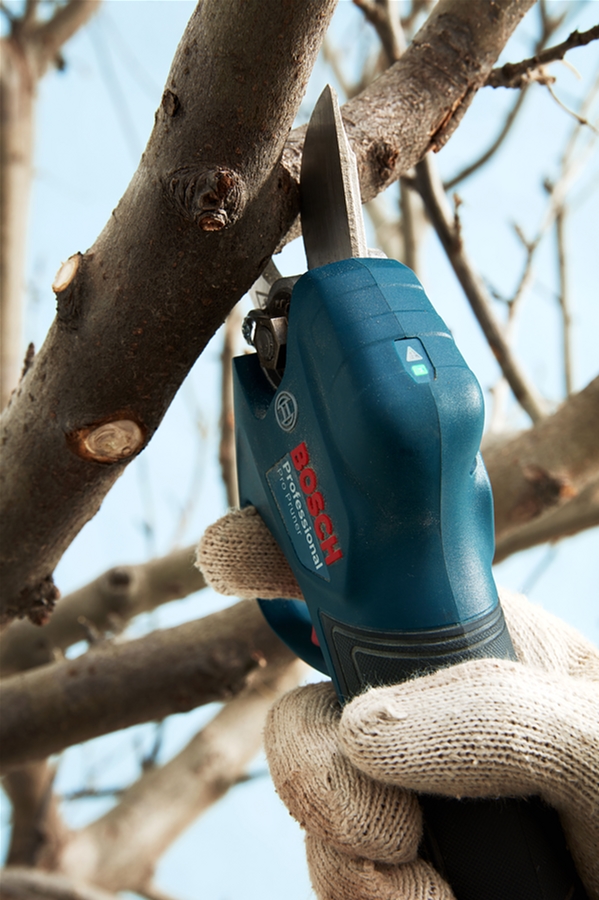 Секатор Bosch Professional Pro Pruner (06019K1021) цена 9636 грн - фотография 2
